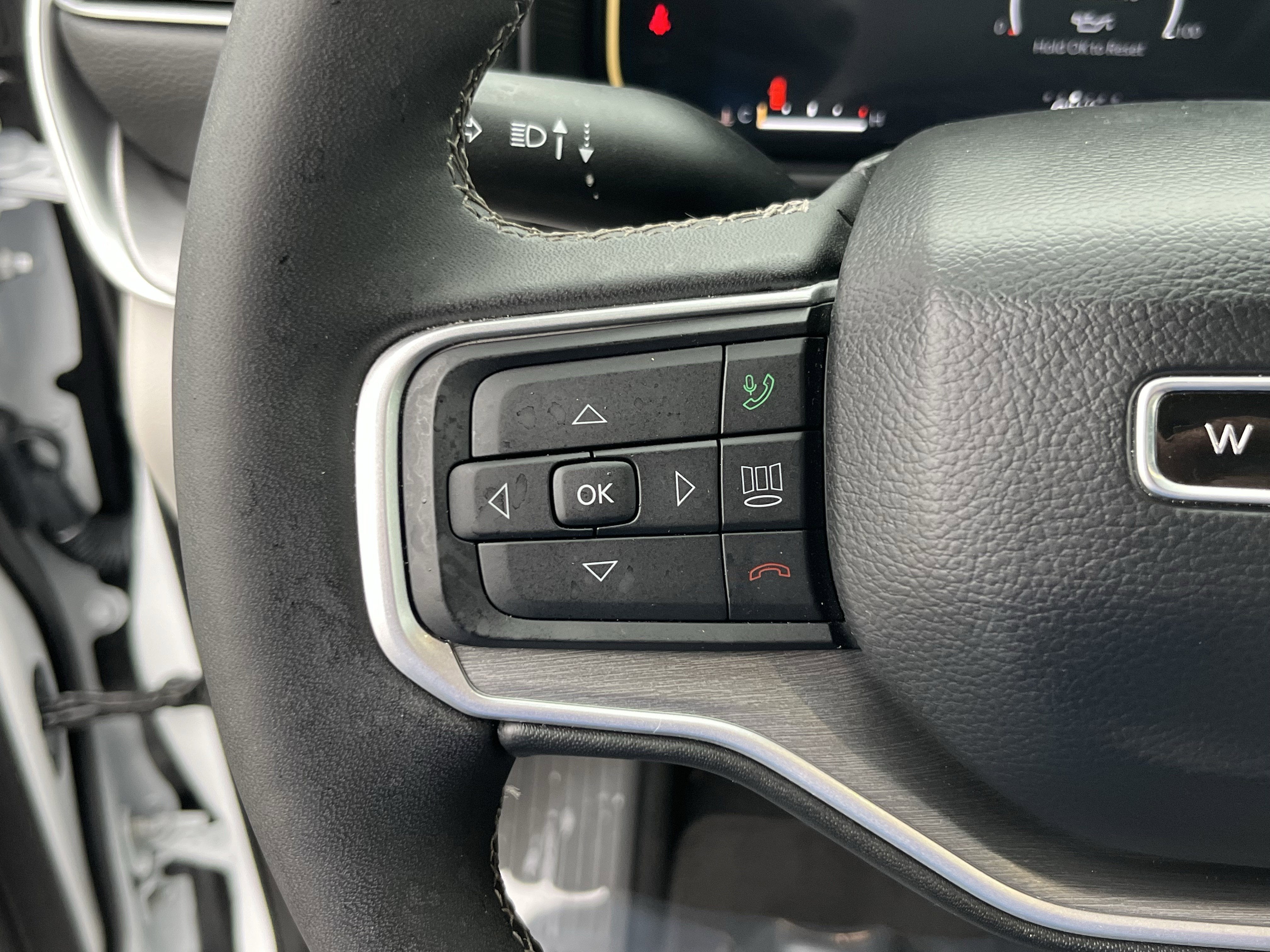 2025 Jeep Wagoneer Base