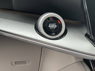 2025 Jeep Wagoneer Base