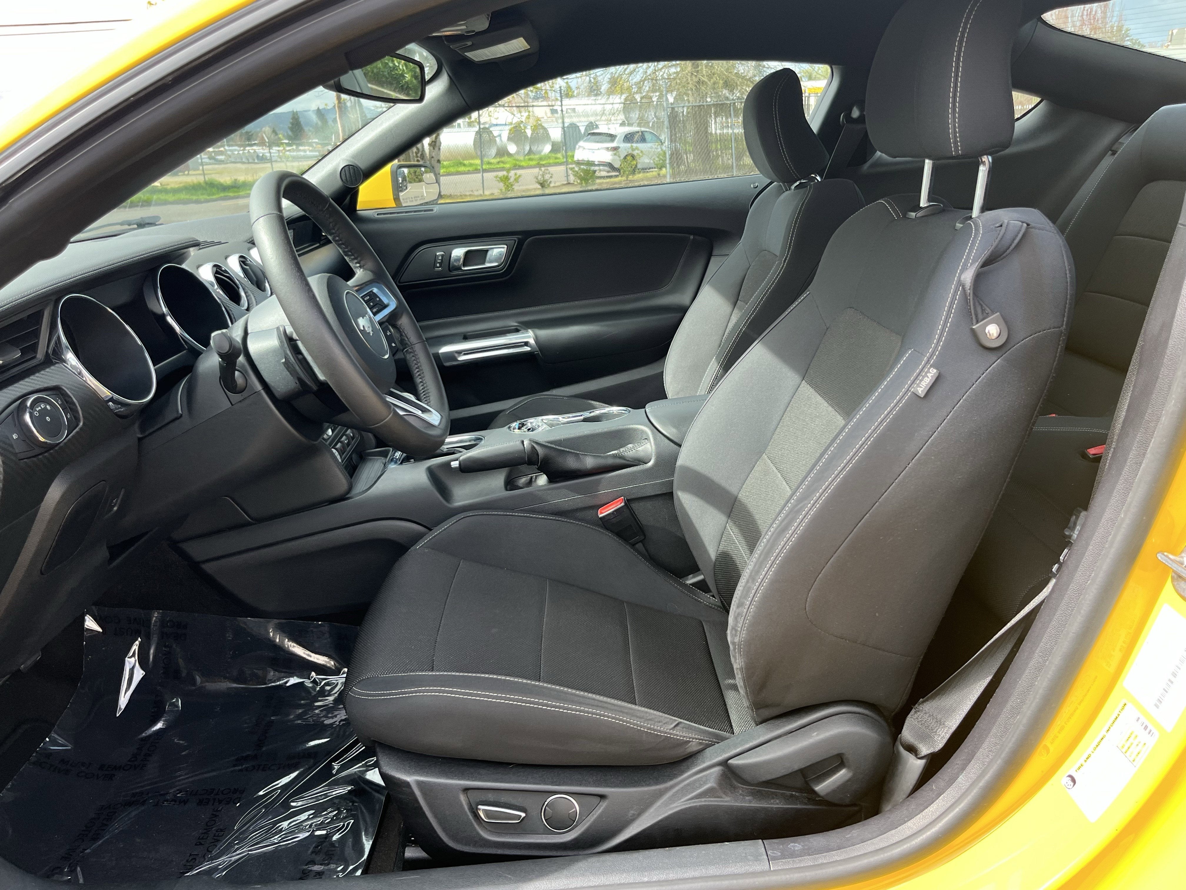 2015 Ford Mustang V6