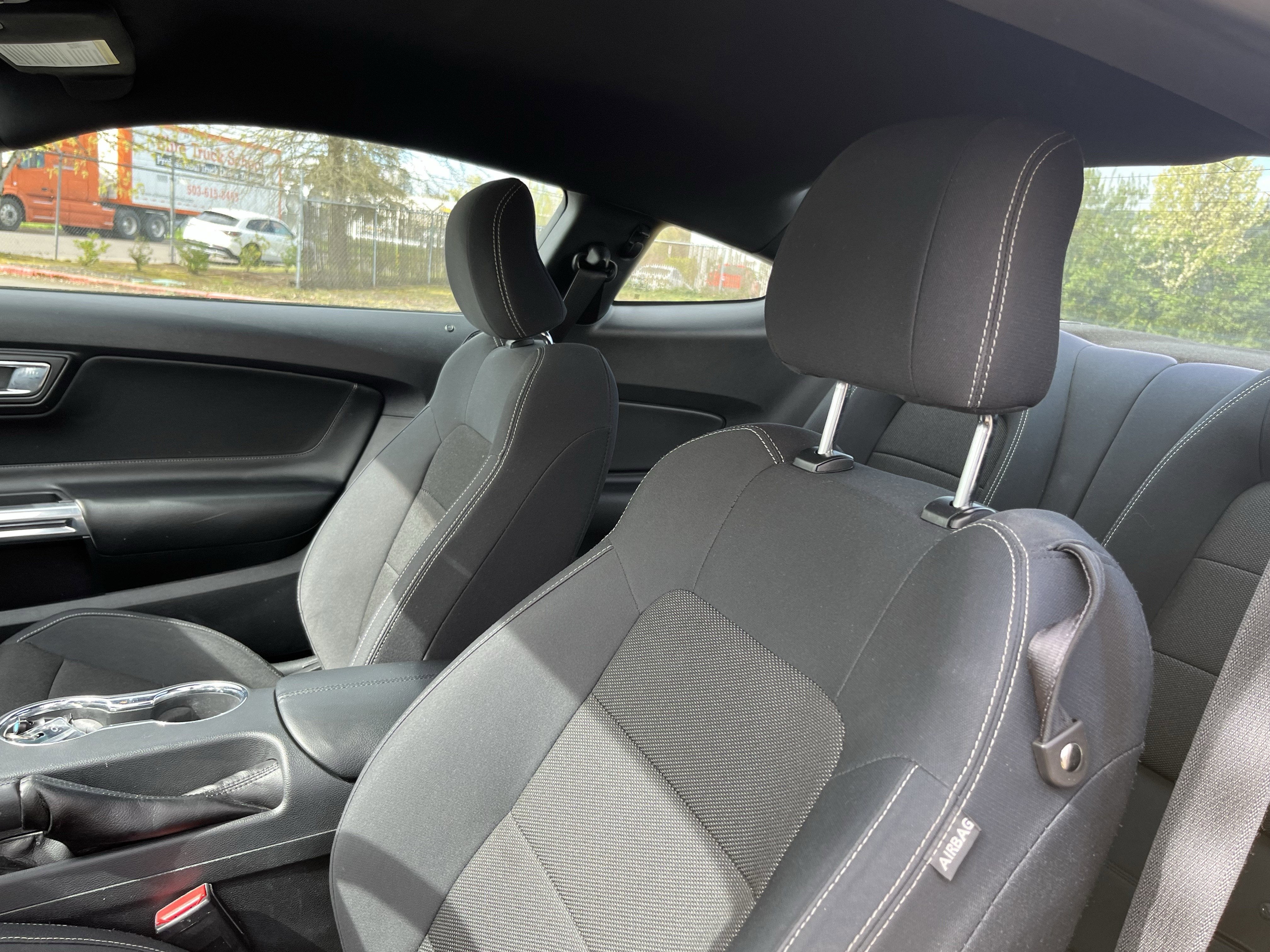 2015 Ford Mustang V6