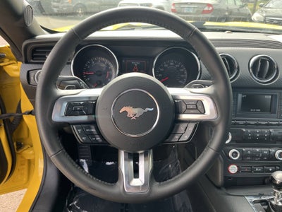 2015 Ford Mustang V6