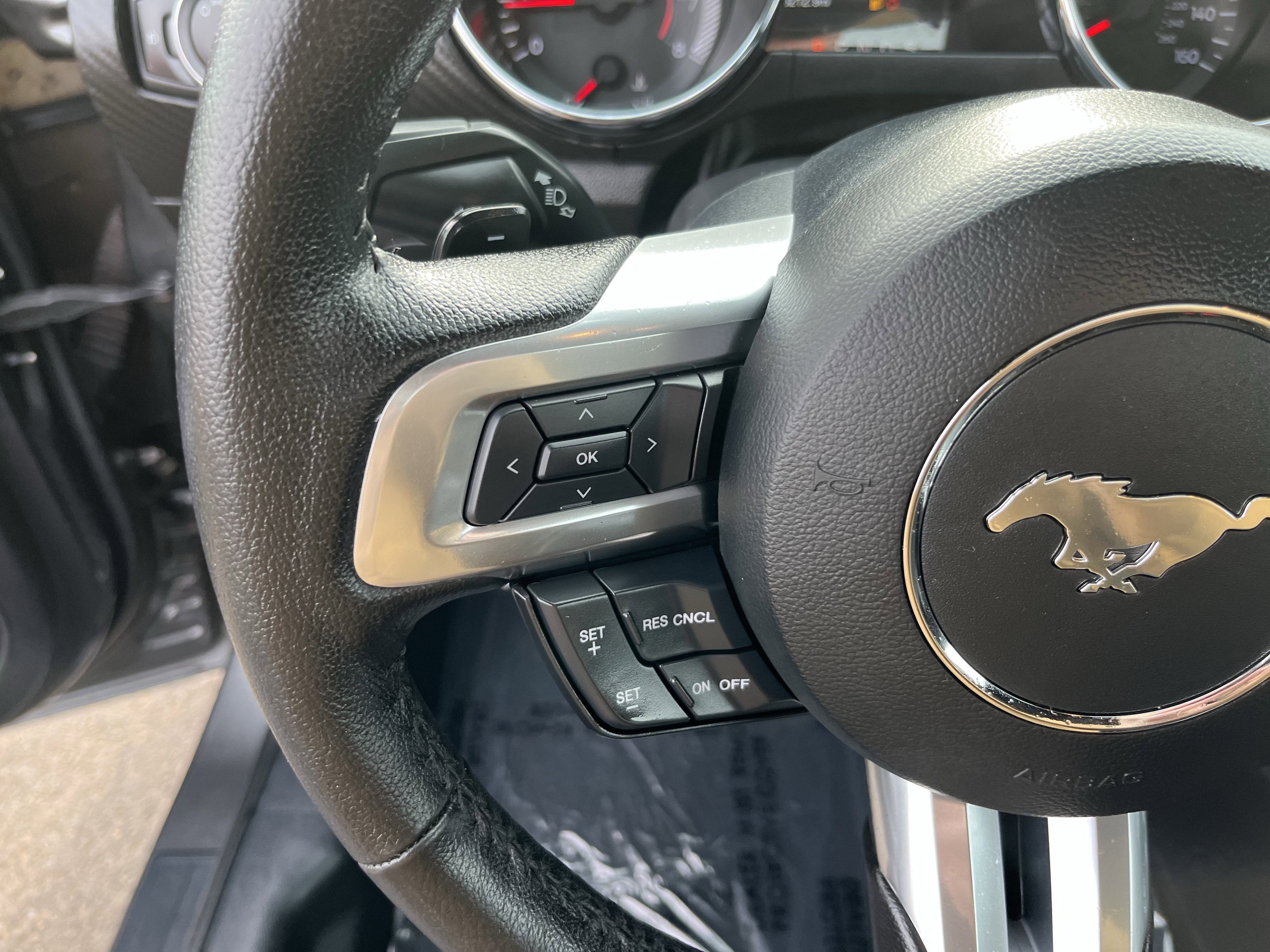 2015 Ford Mustang V6