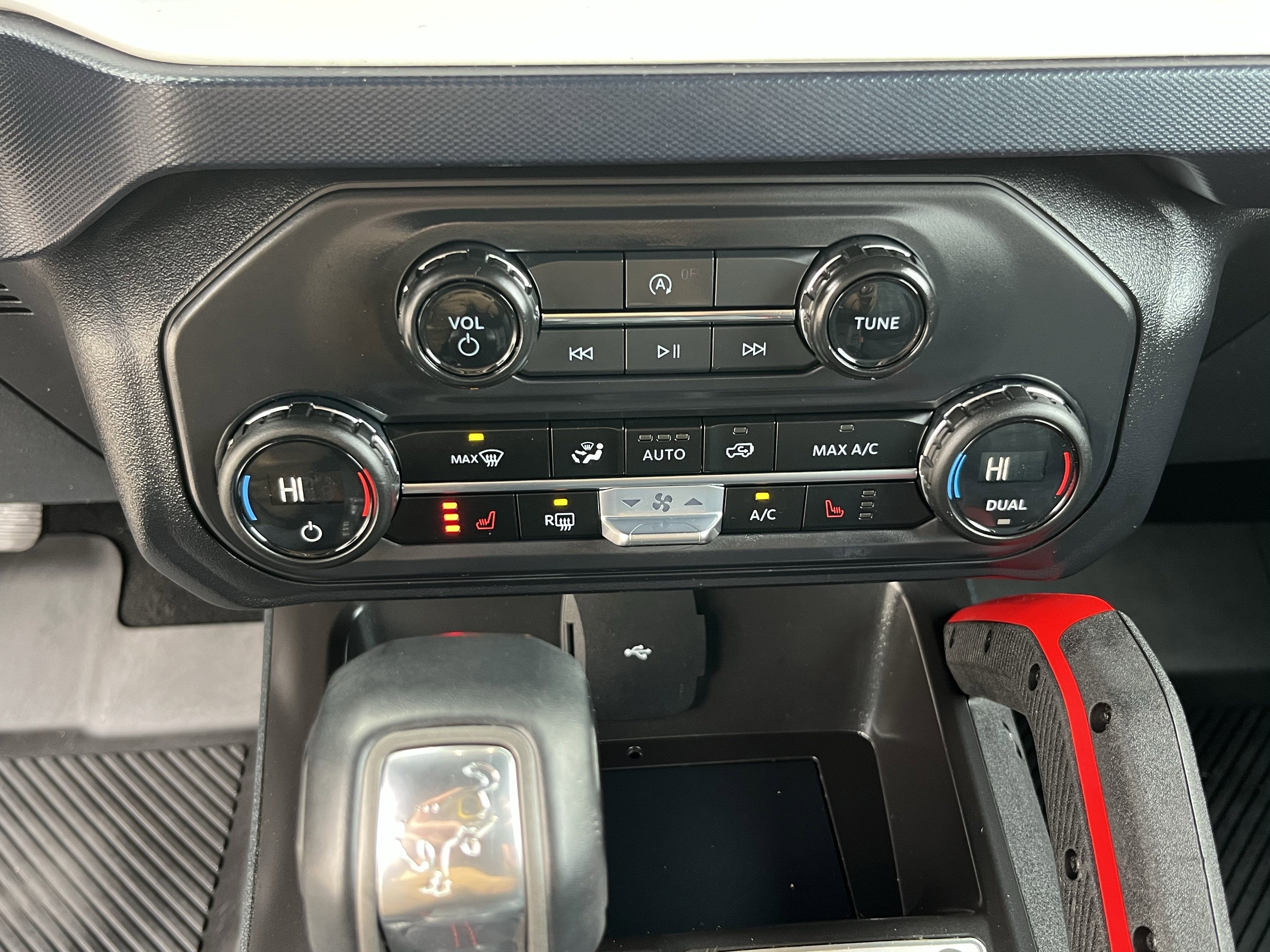 2024 Ford Bronco Heritage Edition