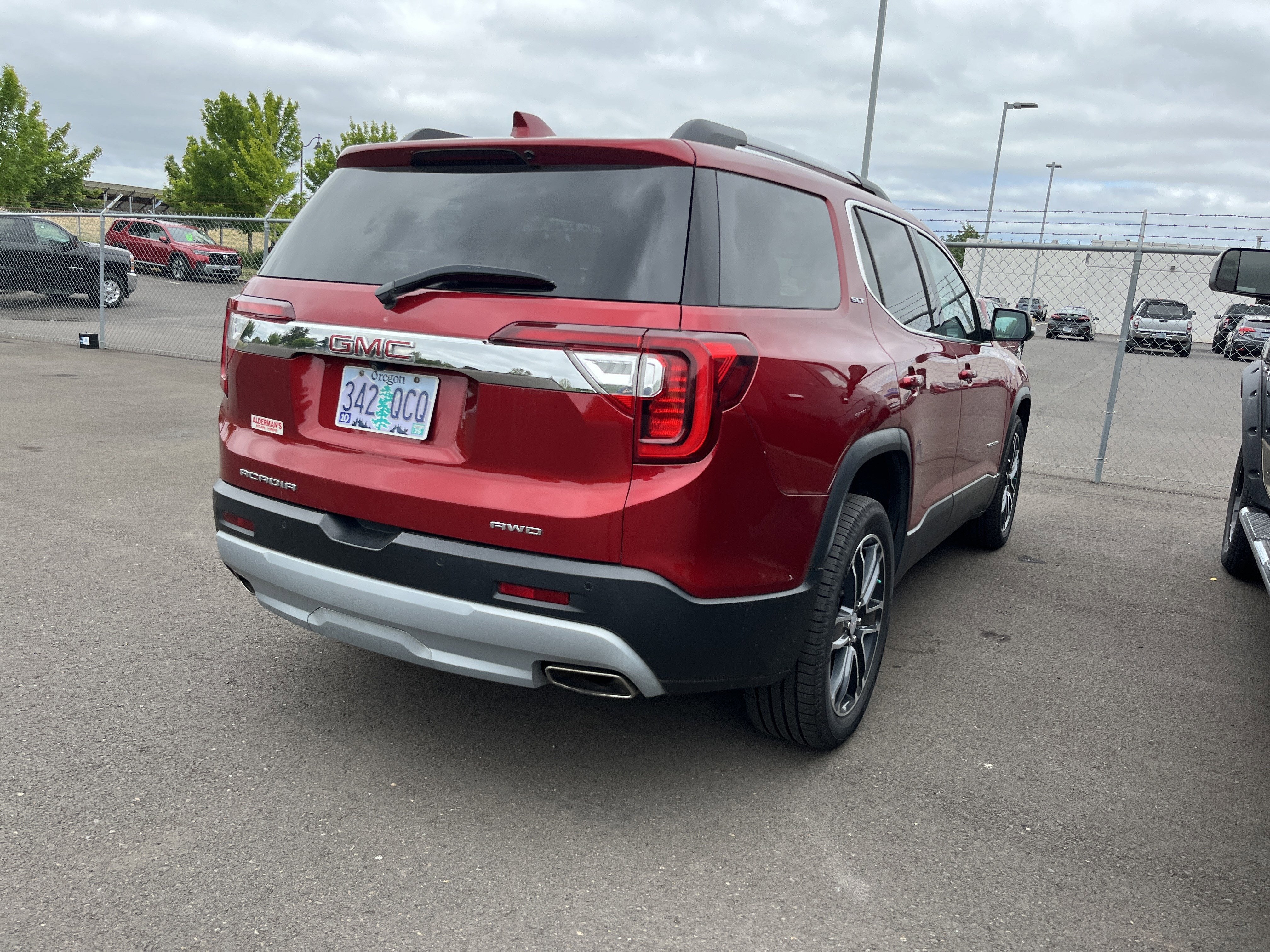 2021 GMC Acadia SLT