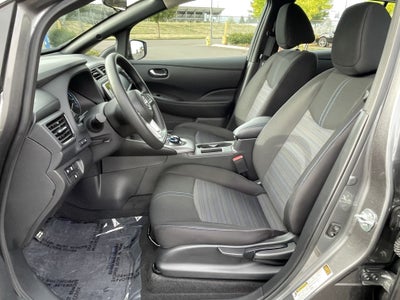 2025 Nissan LEAF S