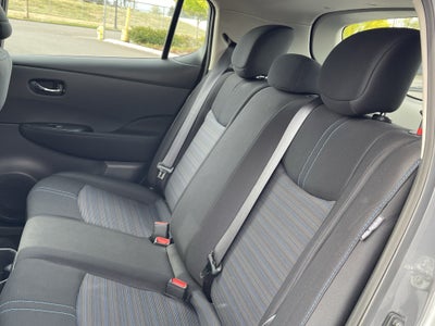2025 Nissan LEAF S