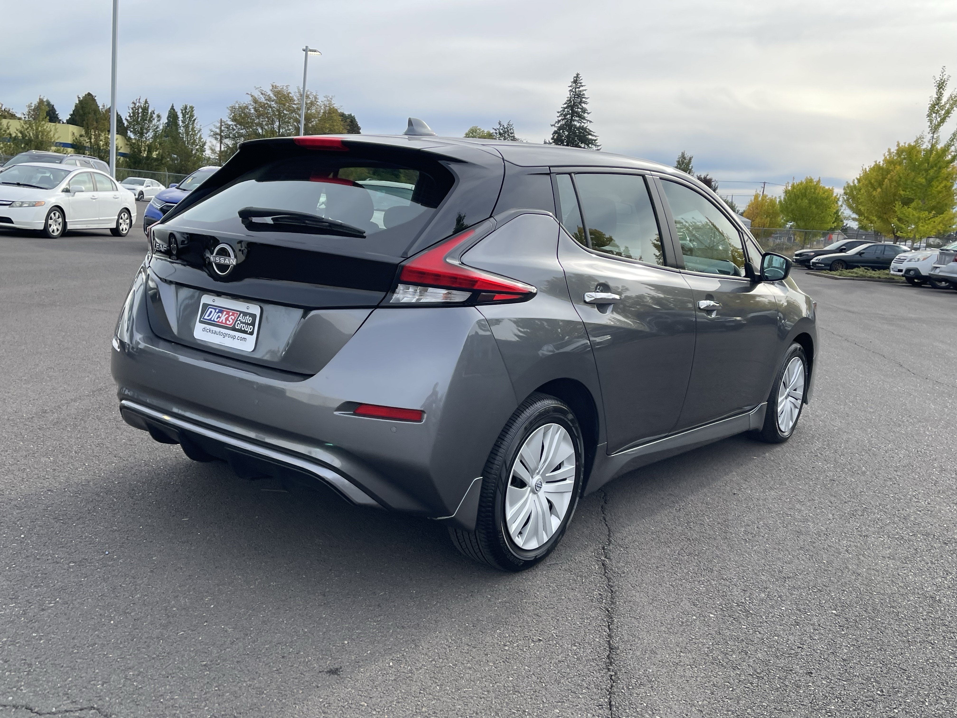 2025 Nissan LEAF S