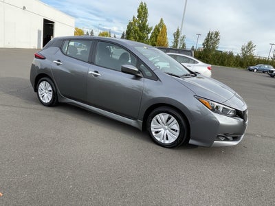 2025 Nissan LEAF S
