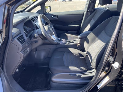 2025 Nissan LEAF S
