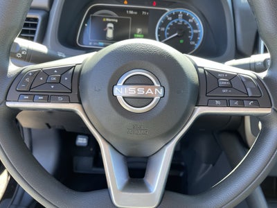 2025 Nissan LEAF S