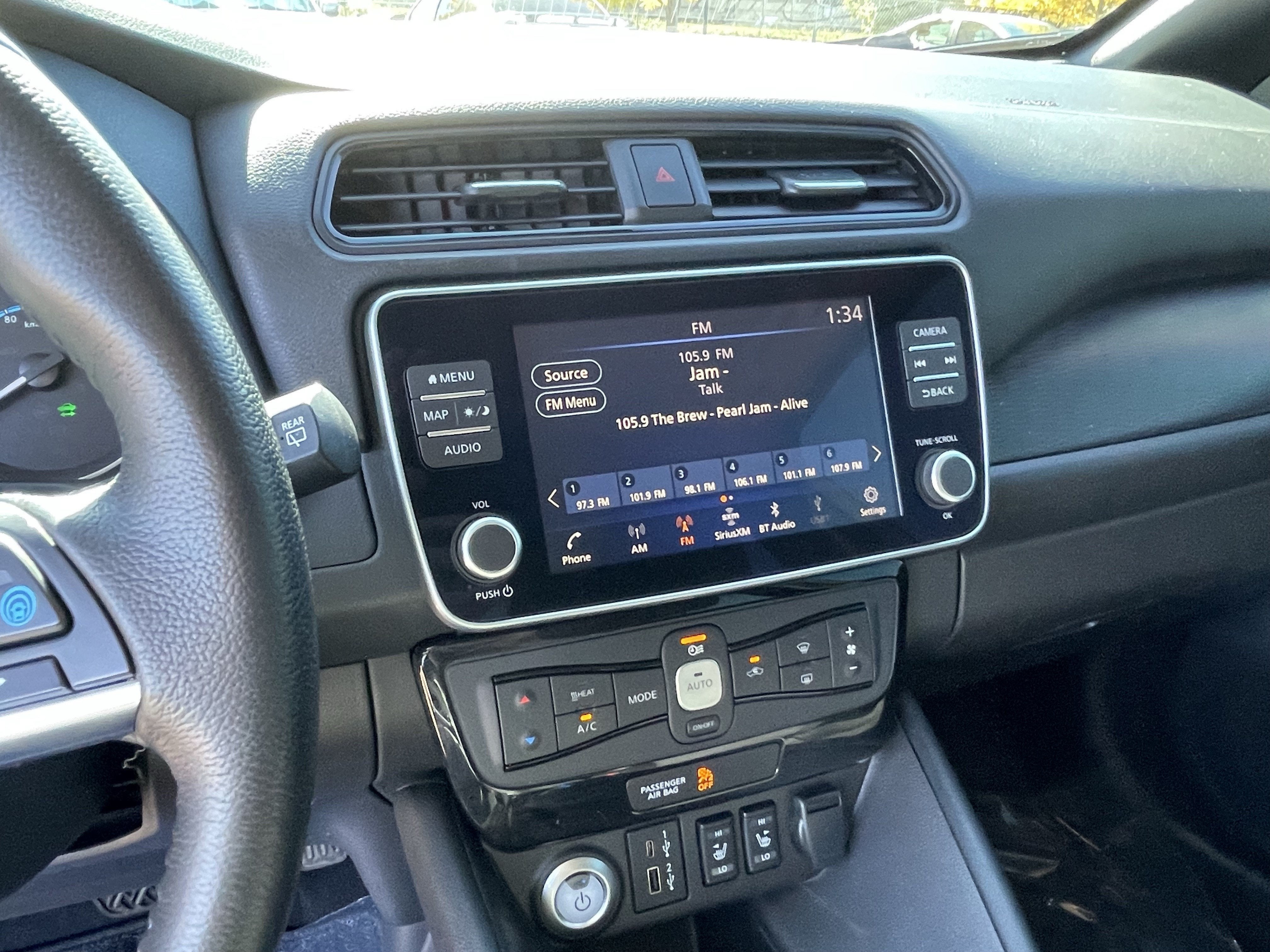2024 Nissan LEAF SV PLUS