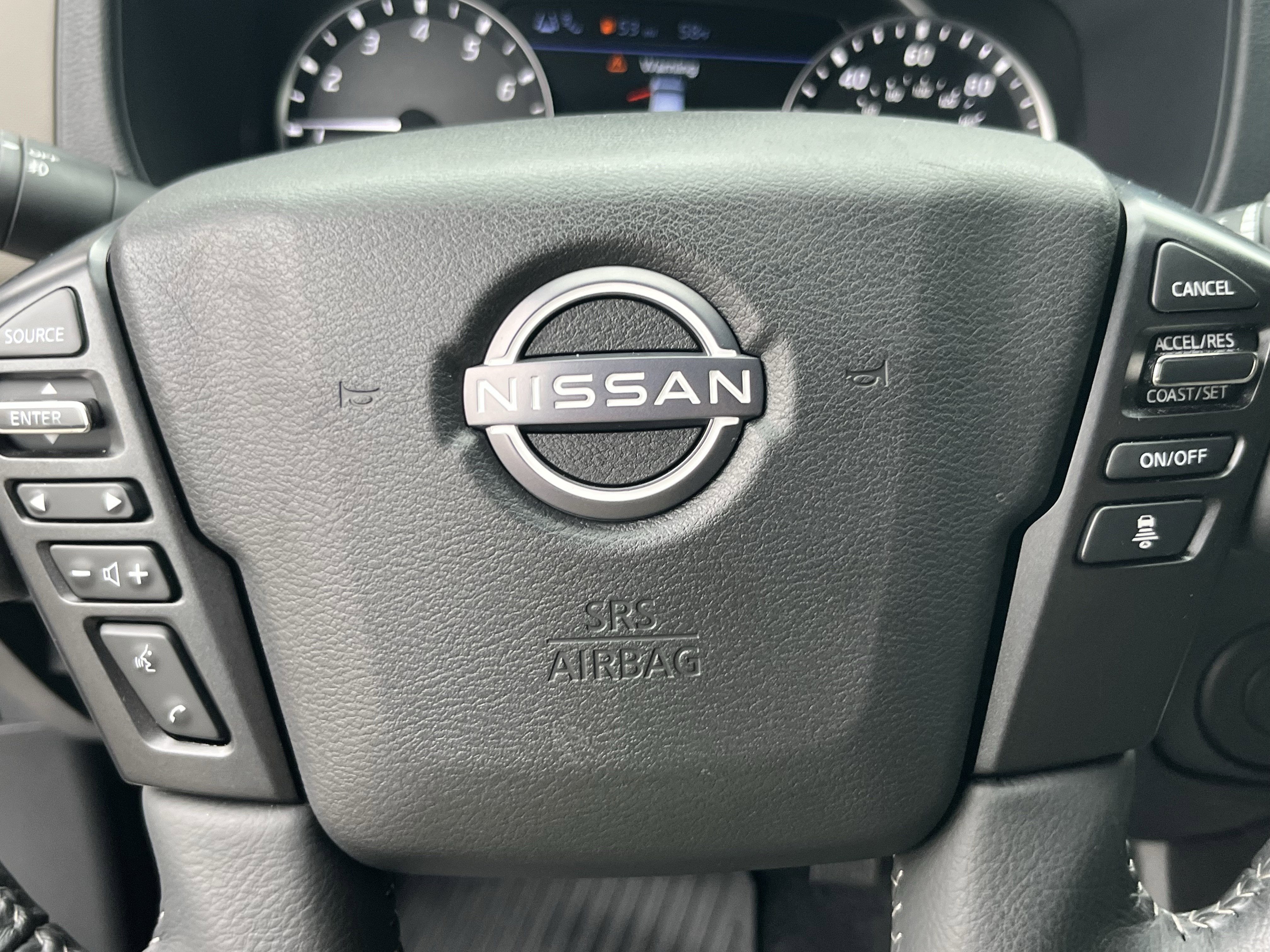 2023 Nissan Frontier SV