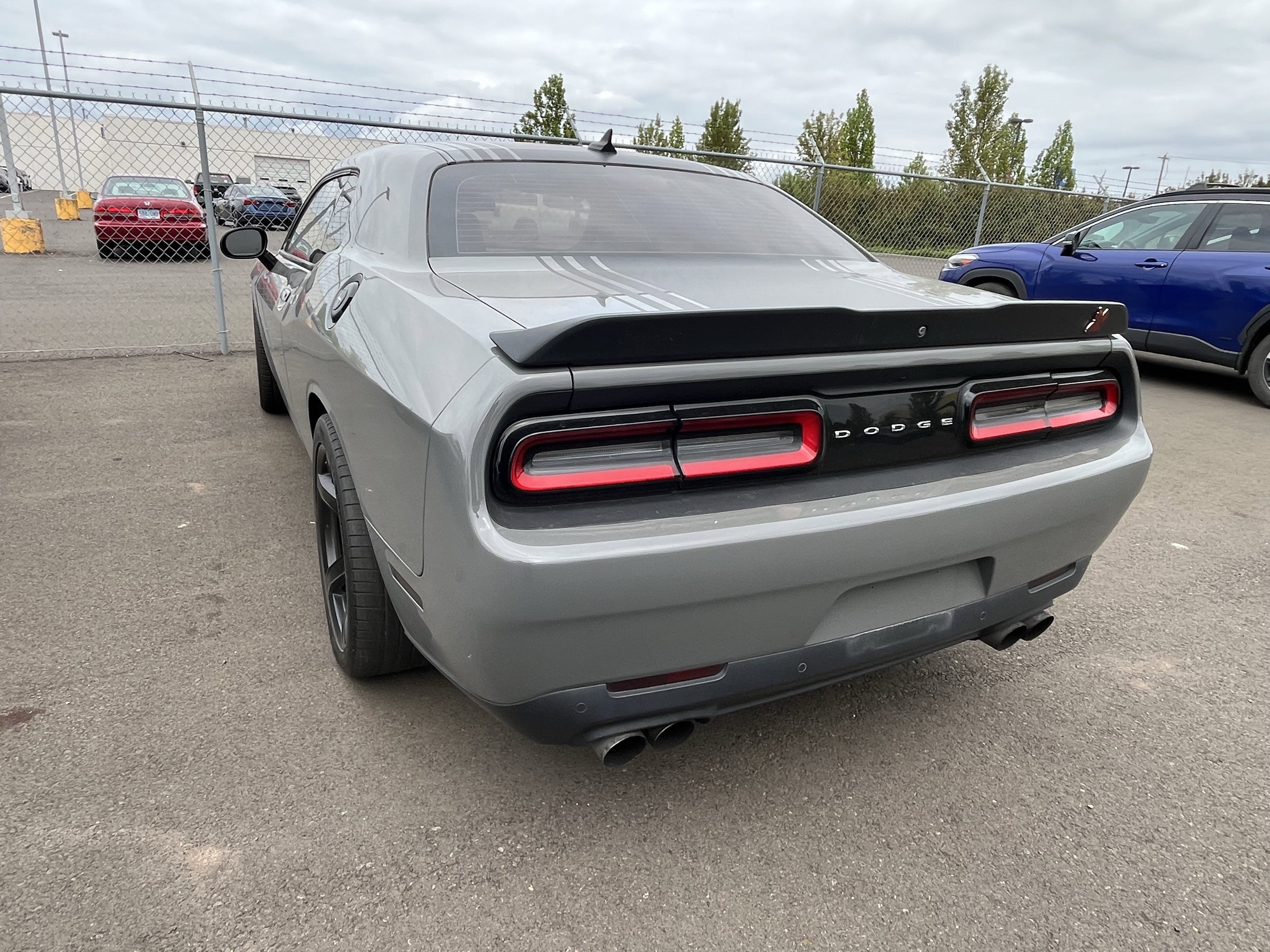 2018 Dodge Challenger 392 Hemi Scat Pack Shaker