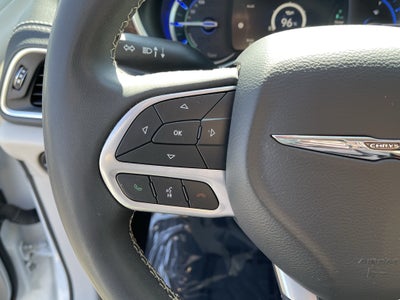 2023 Chrysler Pacifica Hybrid Limited