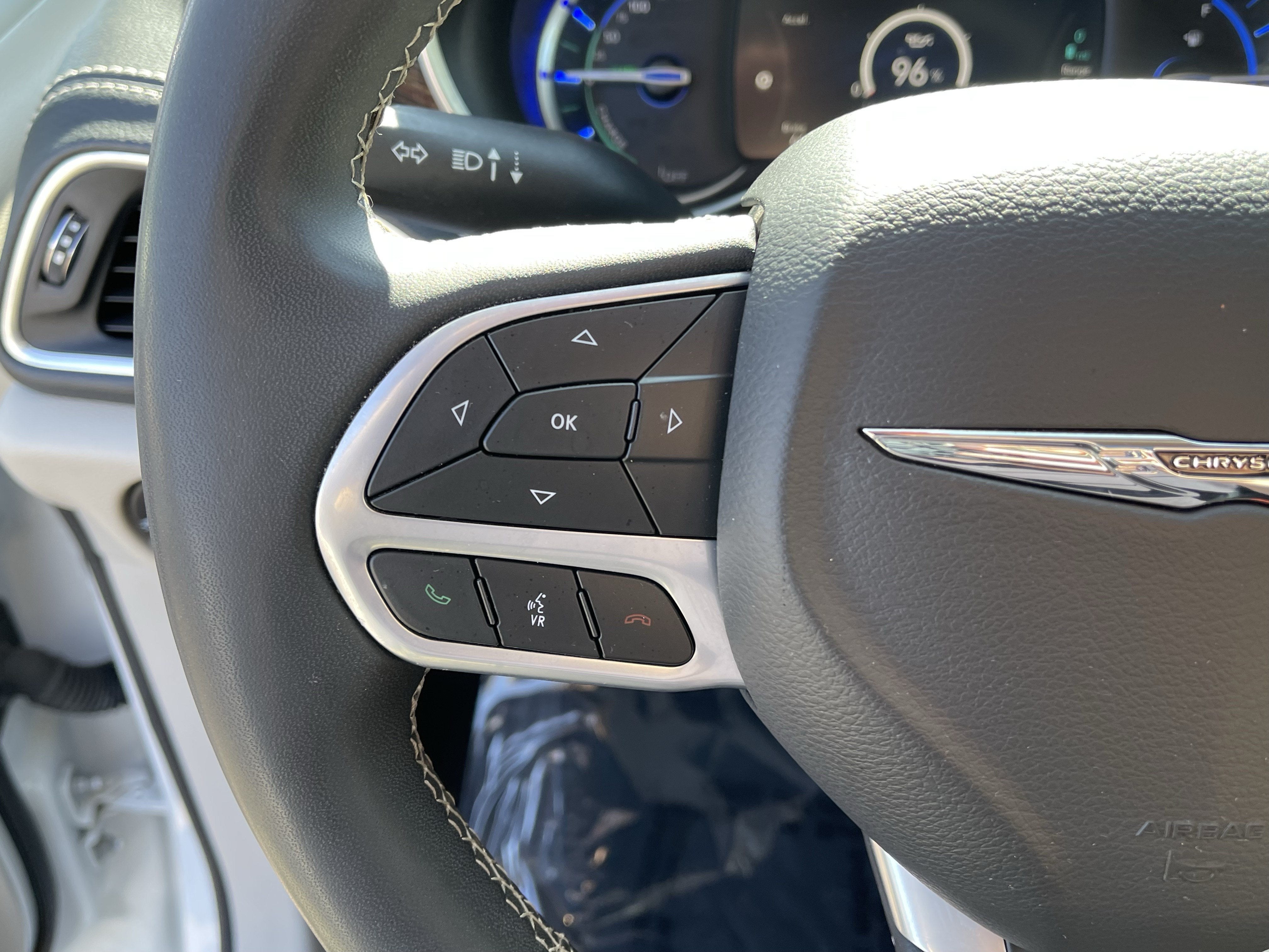 2023 Chrysler Pacifica Hybrid Limited
