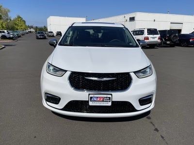 2023 Chrysler Pacifica Hybrid Limited