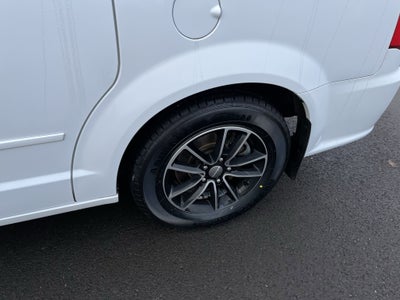 2015 Dodge Grand Caravan SXT Plus