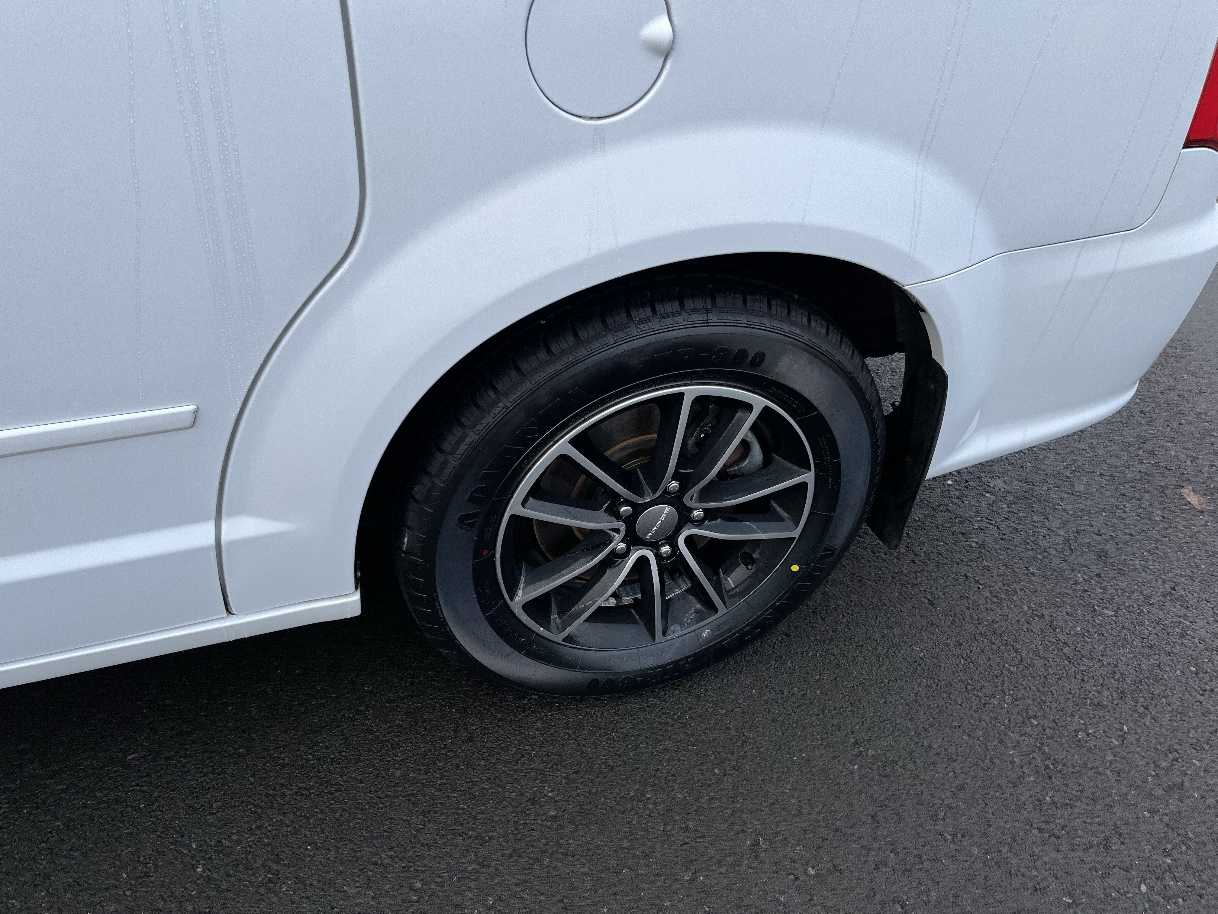 2015 Dodge Grand Caravan SXT Plus