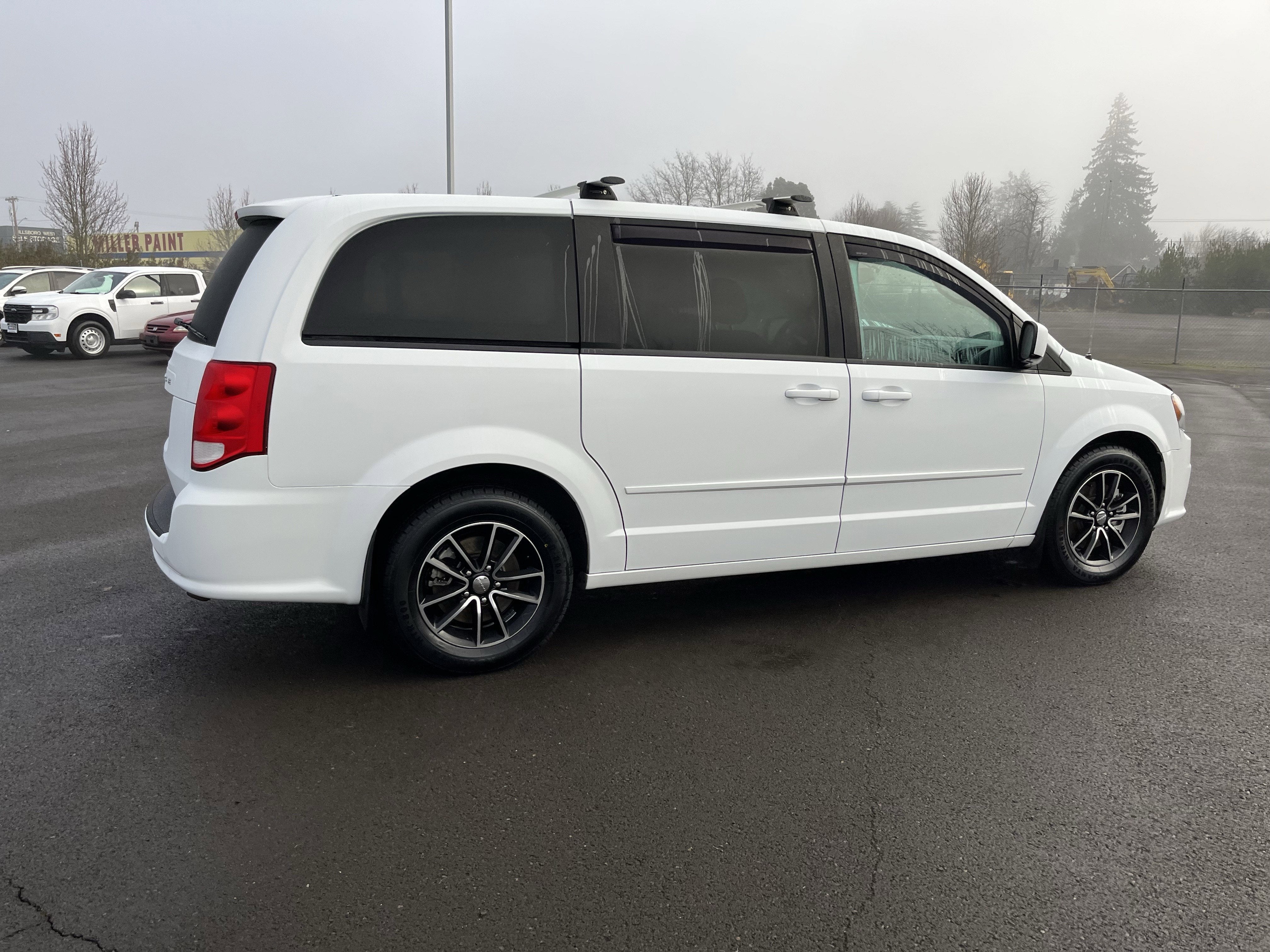 2015 Dodge Grand Caravan SXT Plus