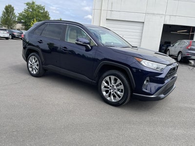 2020 Toyota RAV4 XLE Premium