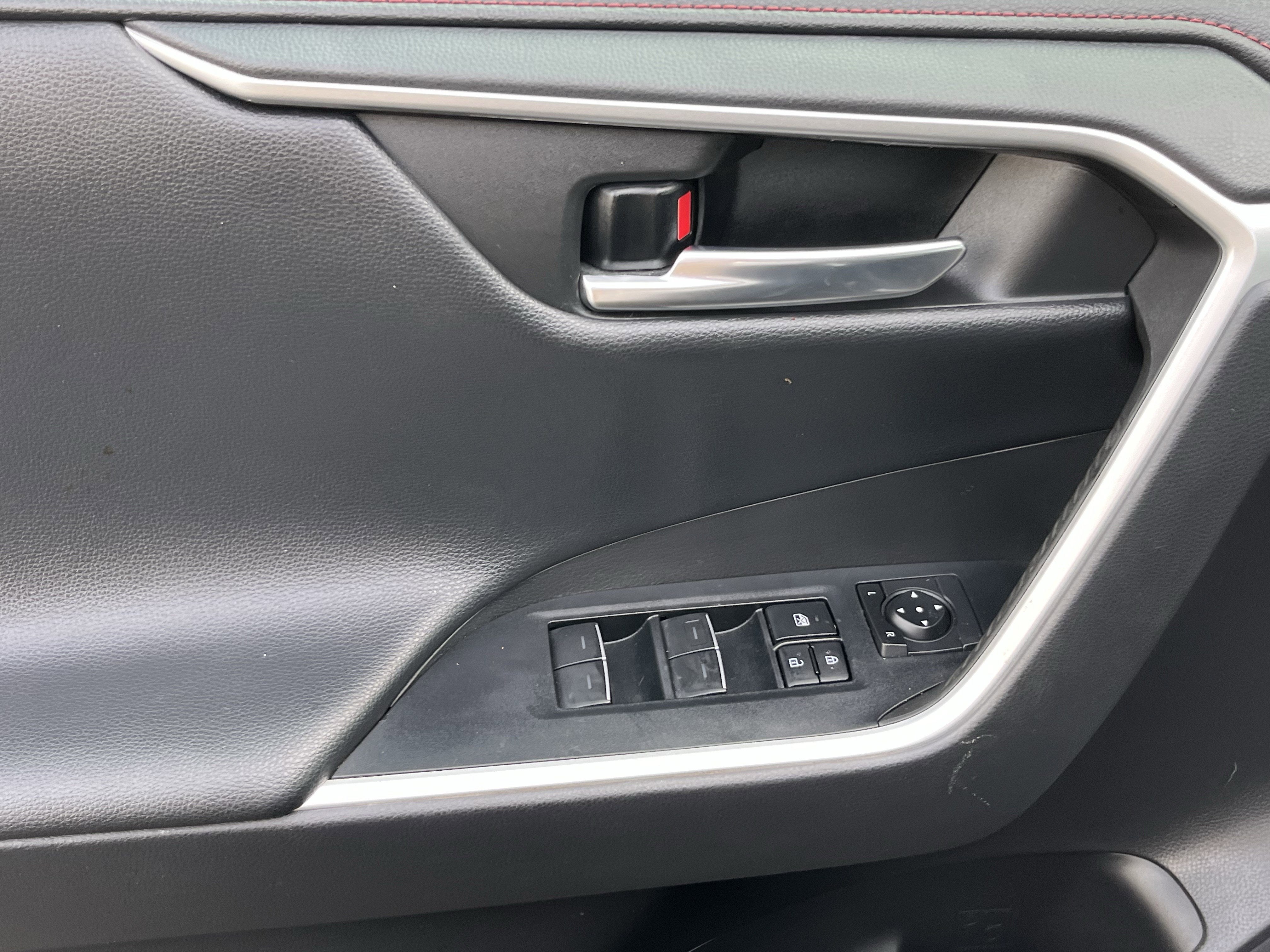 2022 Toyota RAV4 TRD Off Road