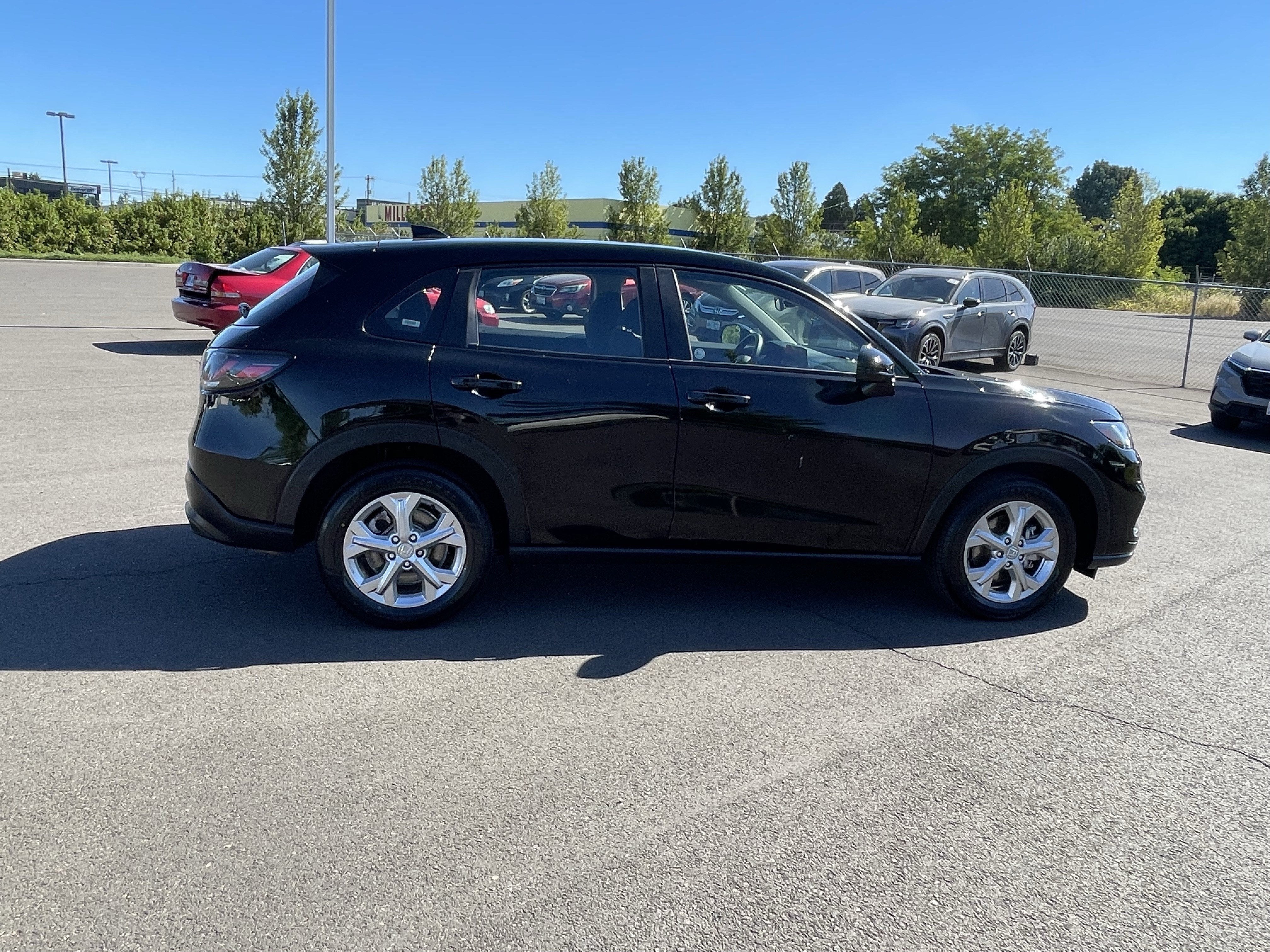 2023 Honda HR-V LX