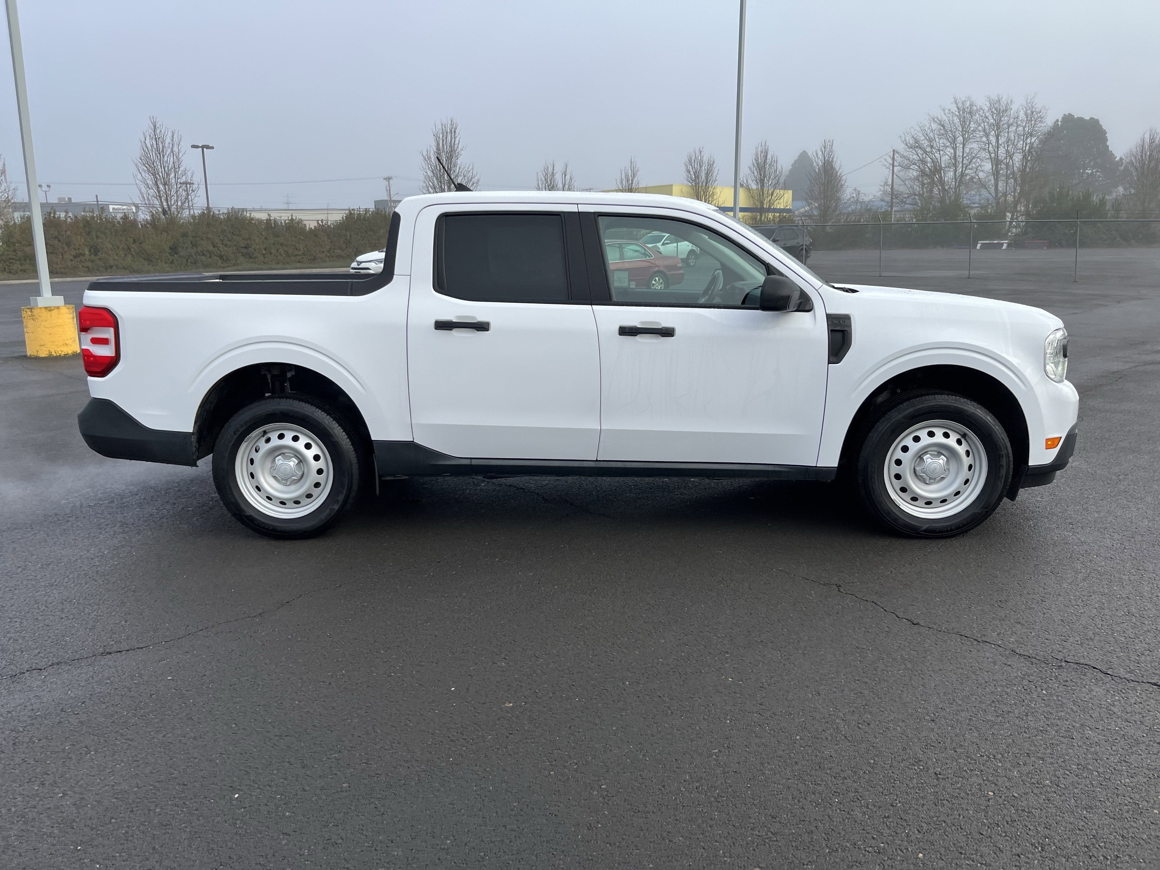 2022 Ford Maverick XL