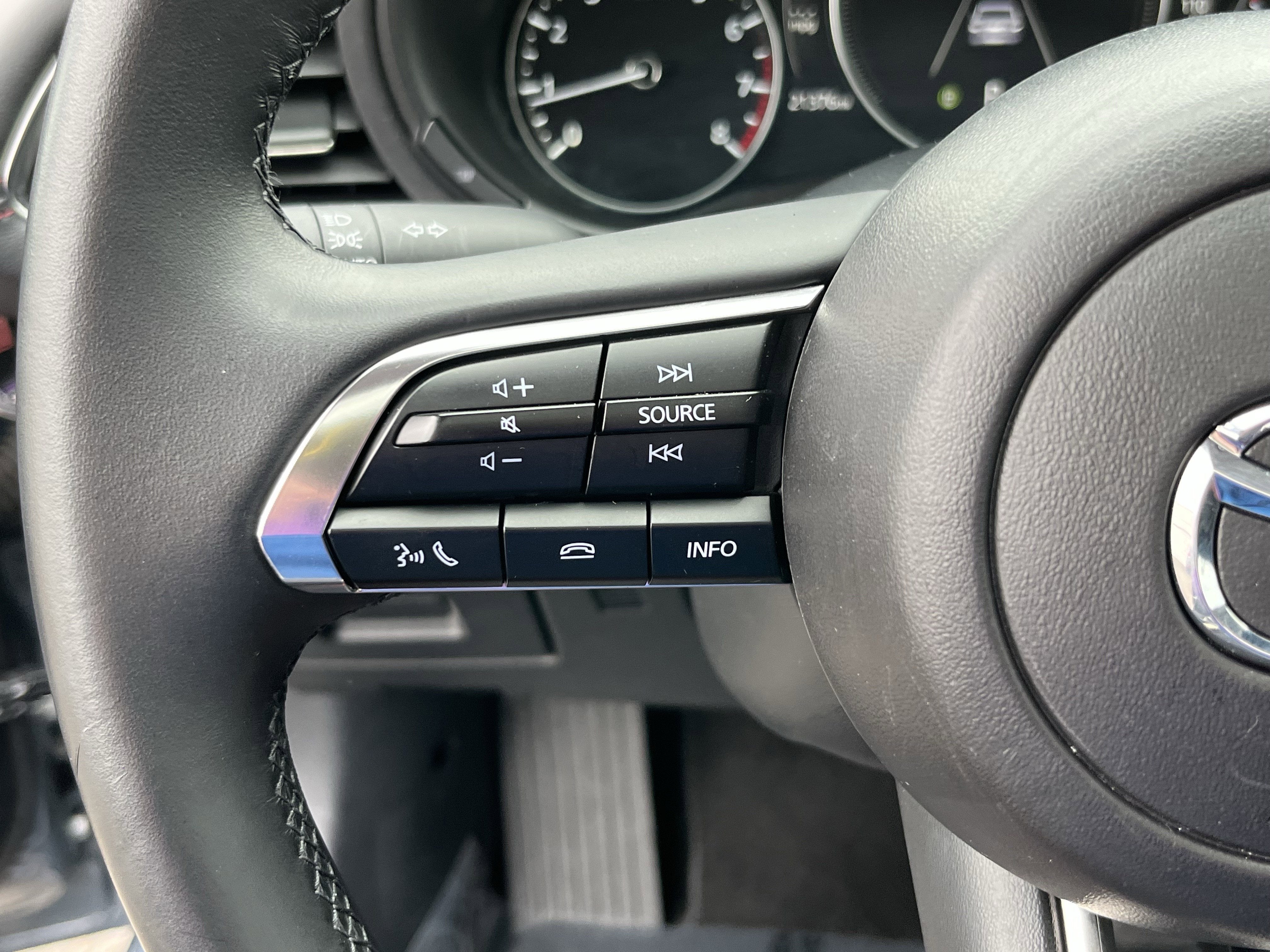 2025 Mazda Mazda3 Sedan 2.5 S Carbon Edition