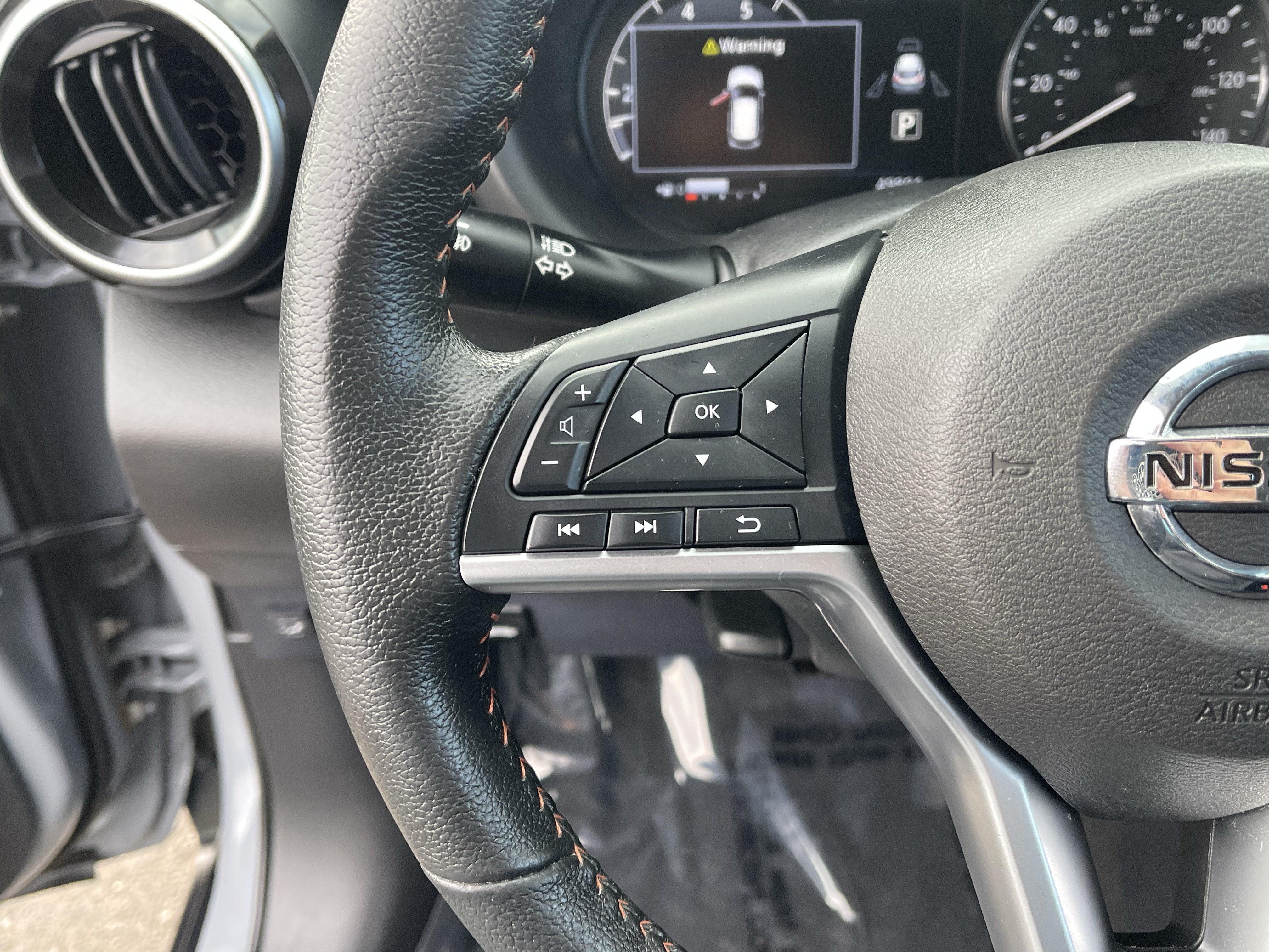 2021 Nissan Kicks SR