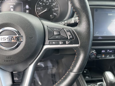 2021 Nissan Kicks SR