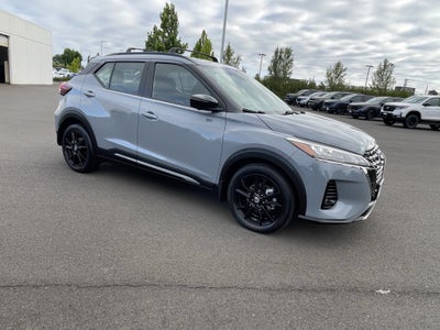 2021 Nissan Kicks SR