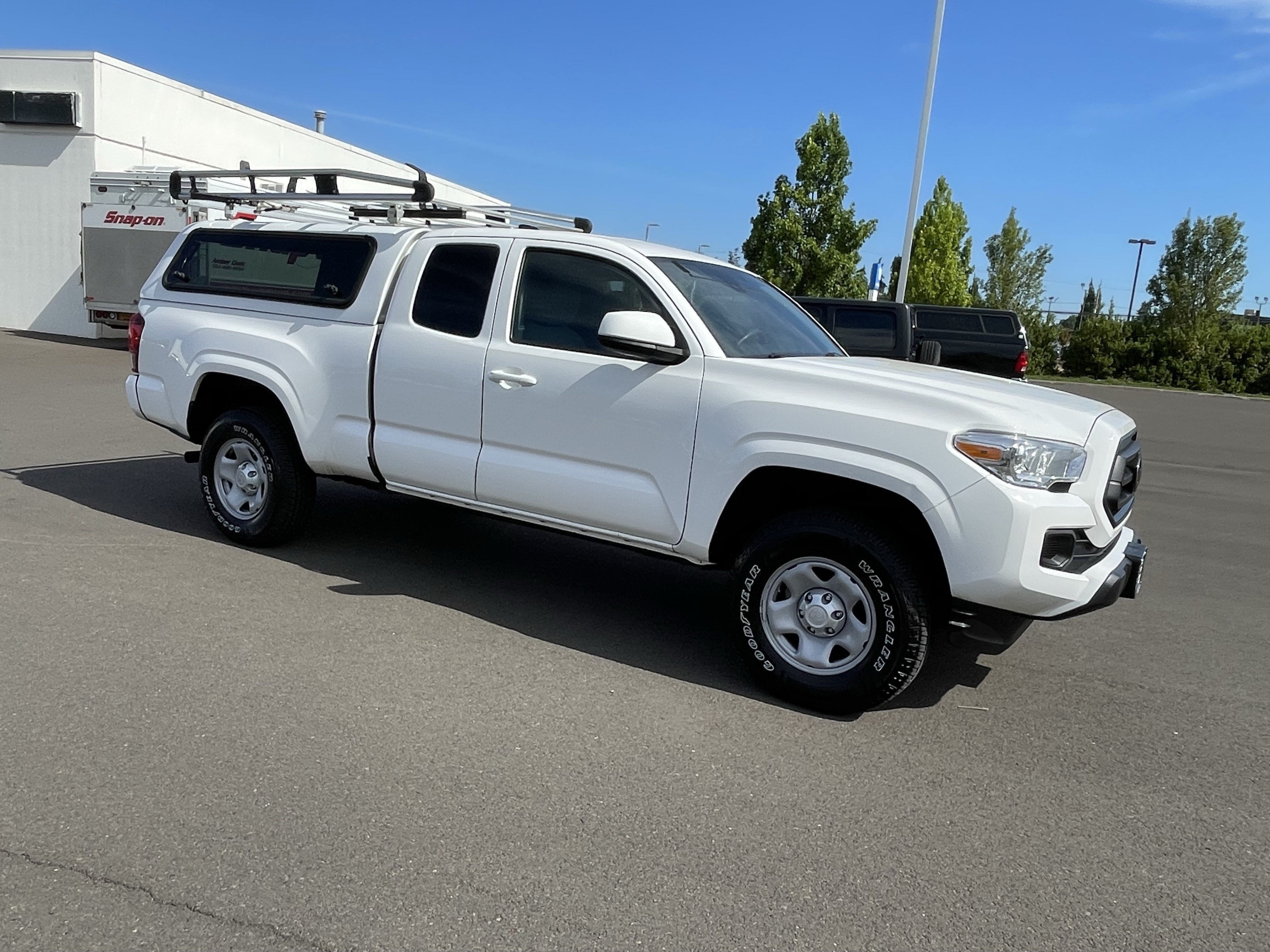 2022 Toyota Tacoma SR