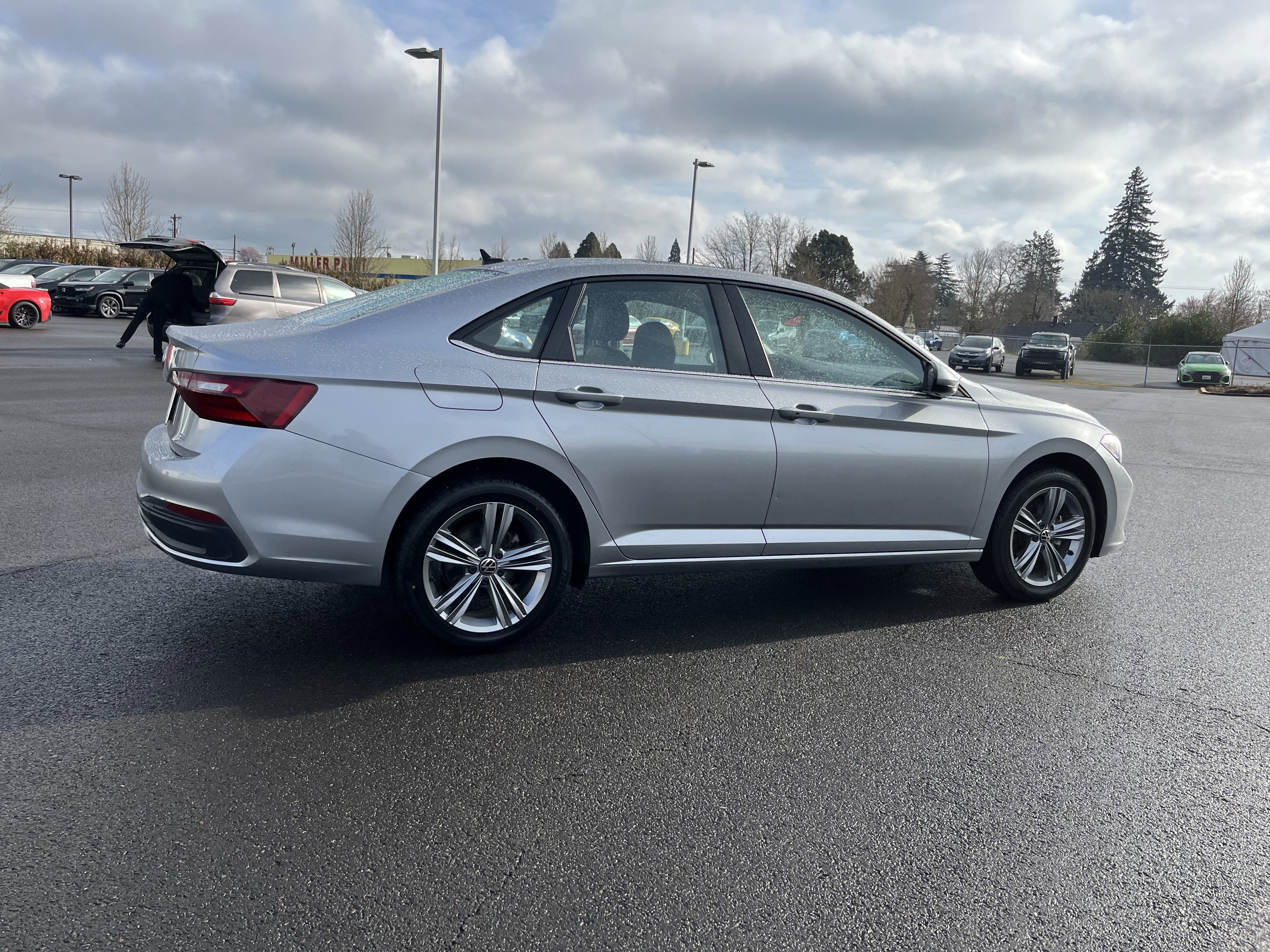 2024 Volkswagen Jetta SE