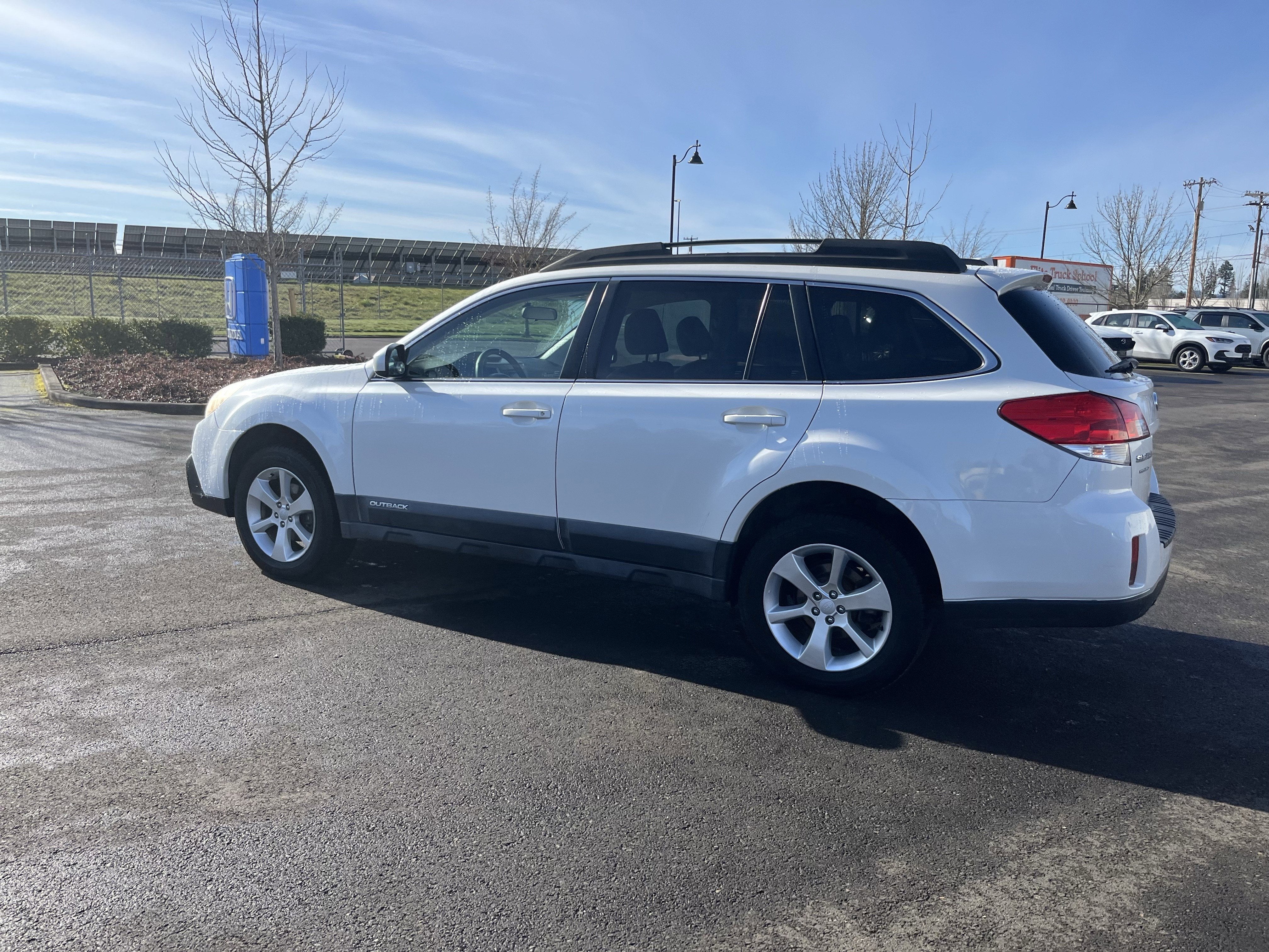 2013 Subaru Outback 2.5i Premium