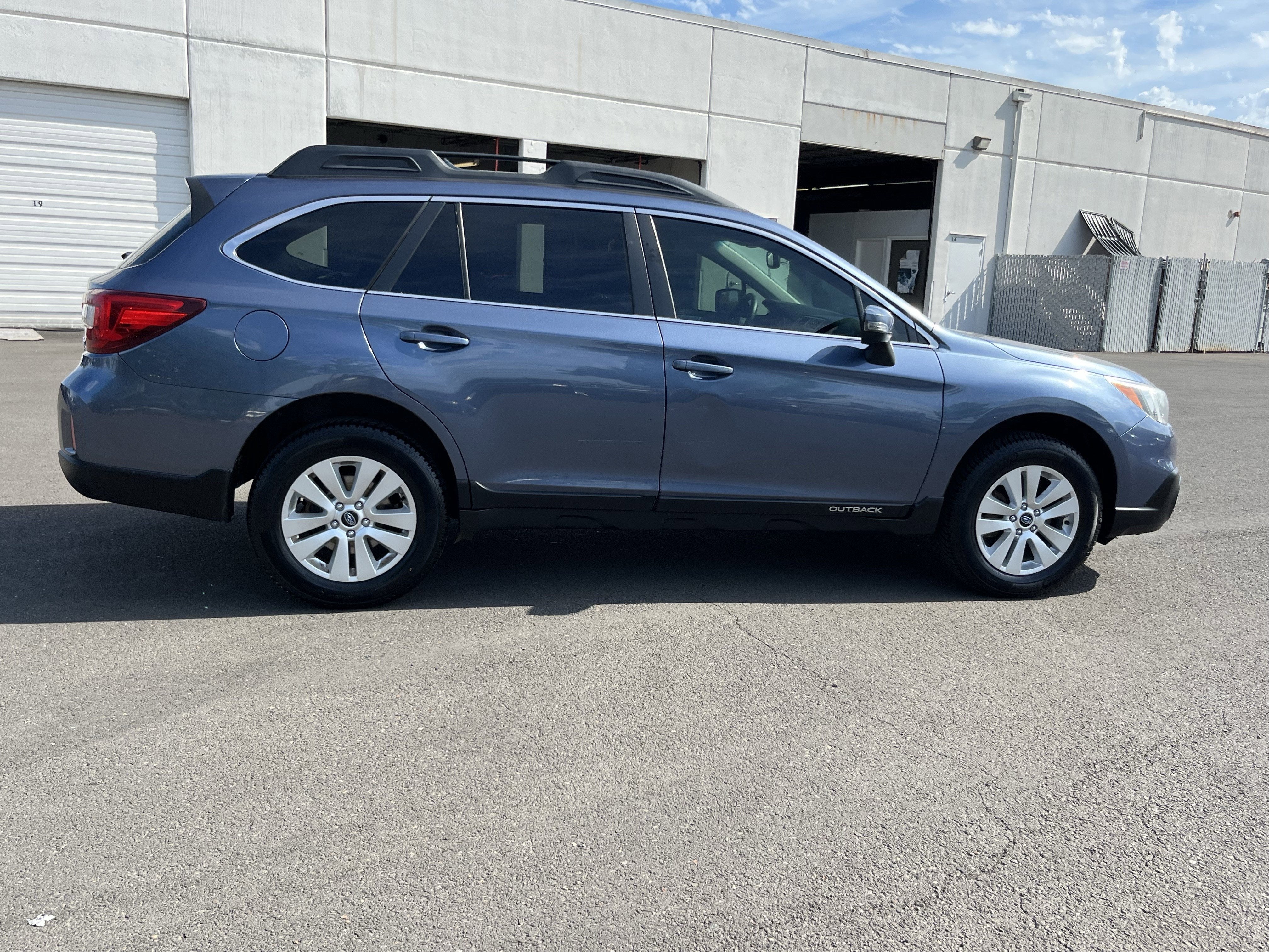 2015 Subaru Outback 2.5i Premium
