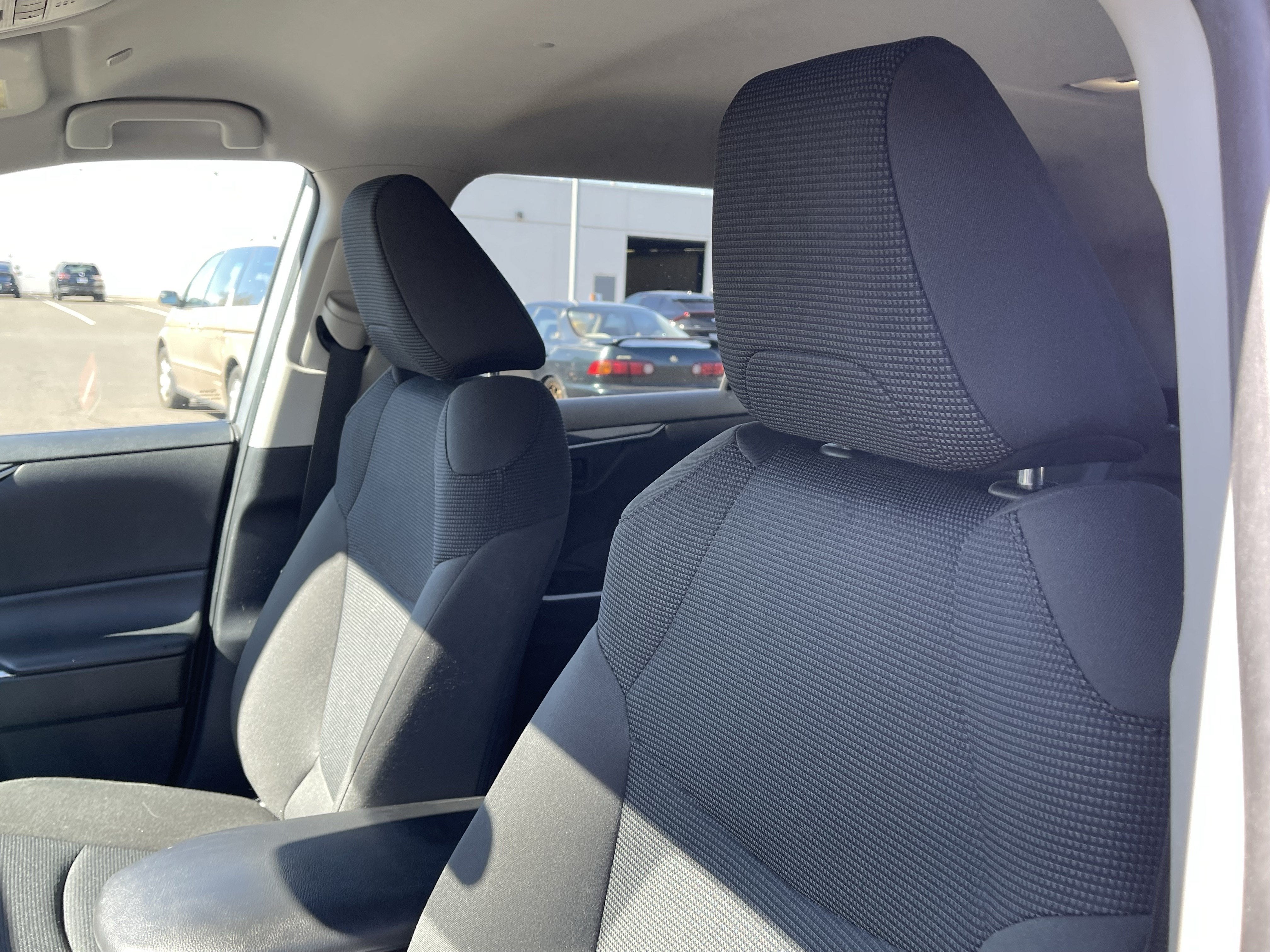 2023 Toyota RAV4 Hybrid LE