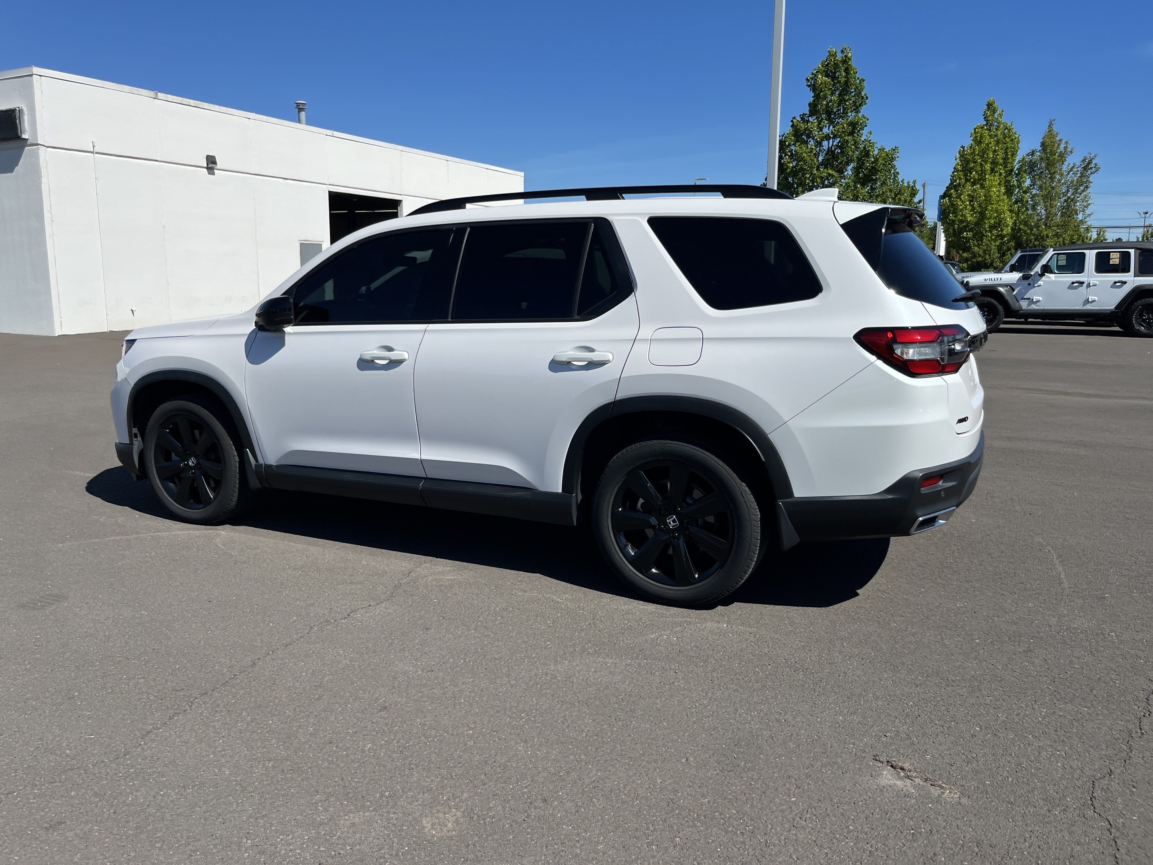 2025 Honda Pilot Black Edition