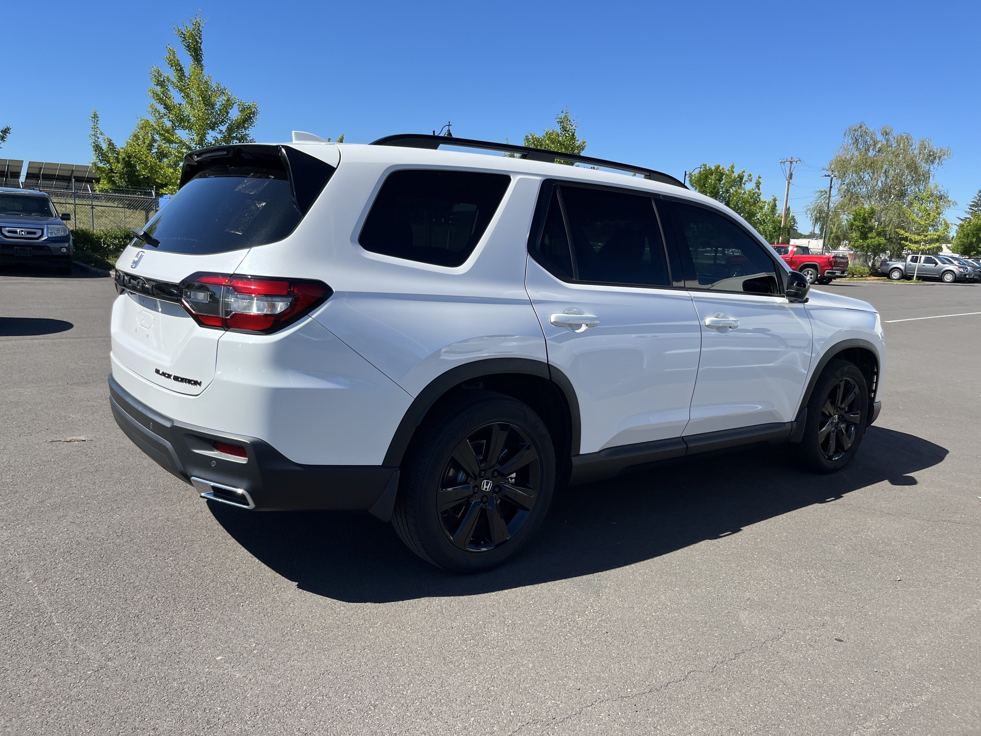 2025 Honda Pilot Black Edition