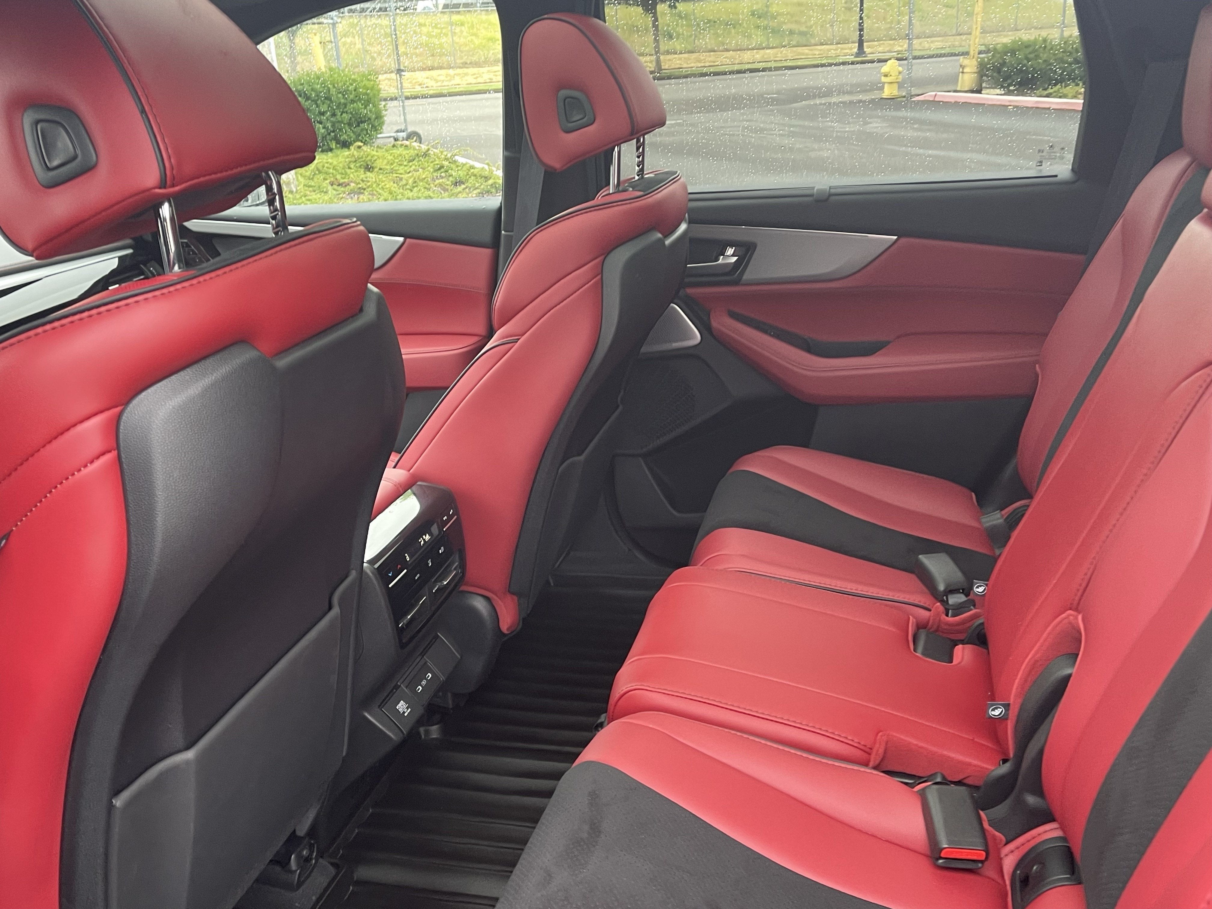2025 Acura MDX w/A-Spec Package