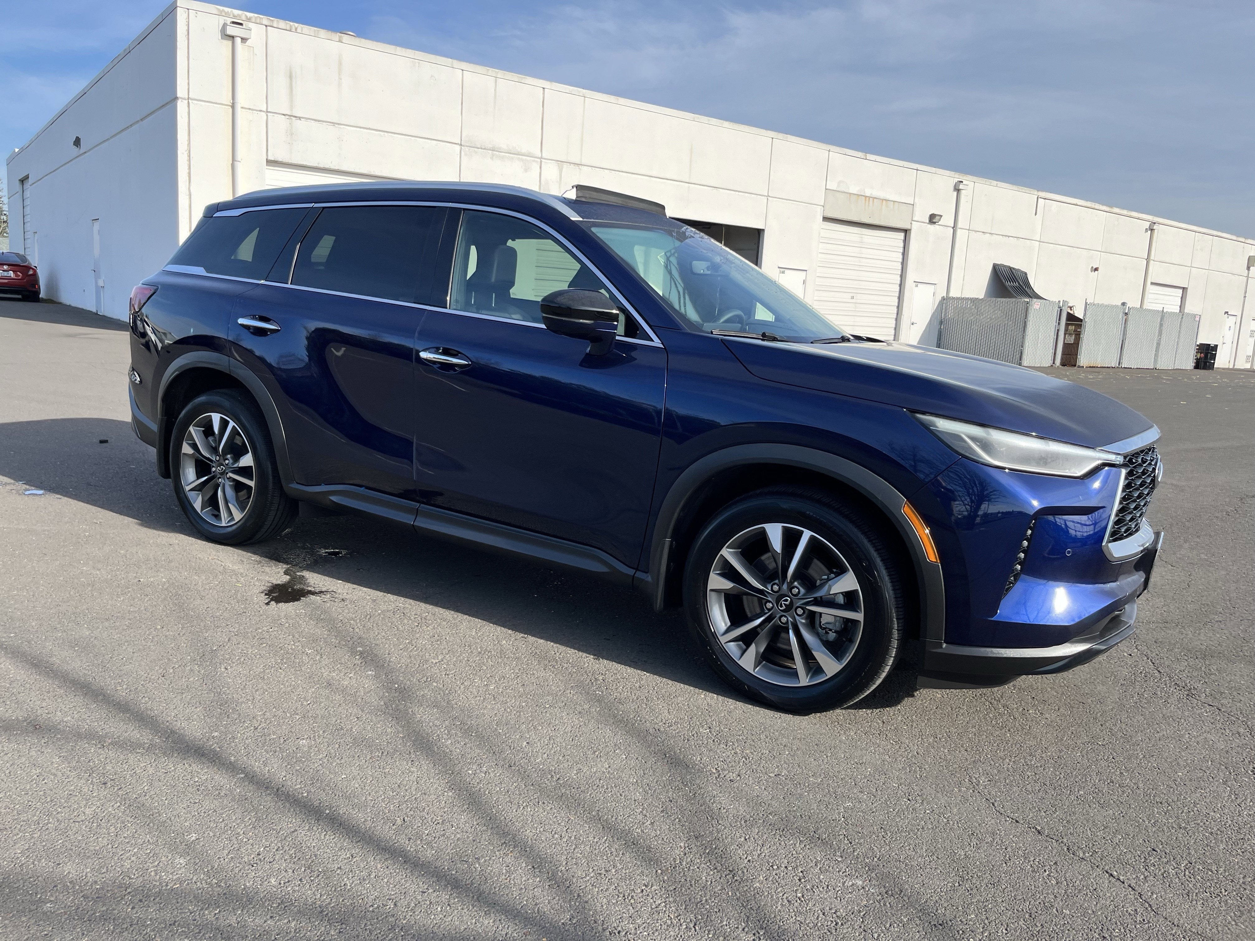 2025 INFINITI QX60 LUXE