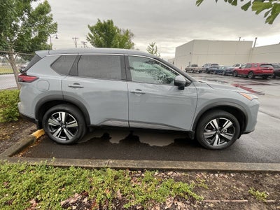 2025 Nissan Rogue SL