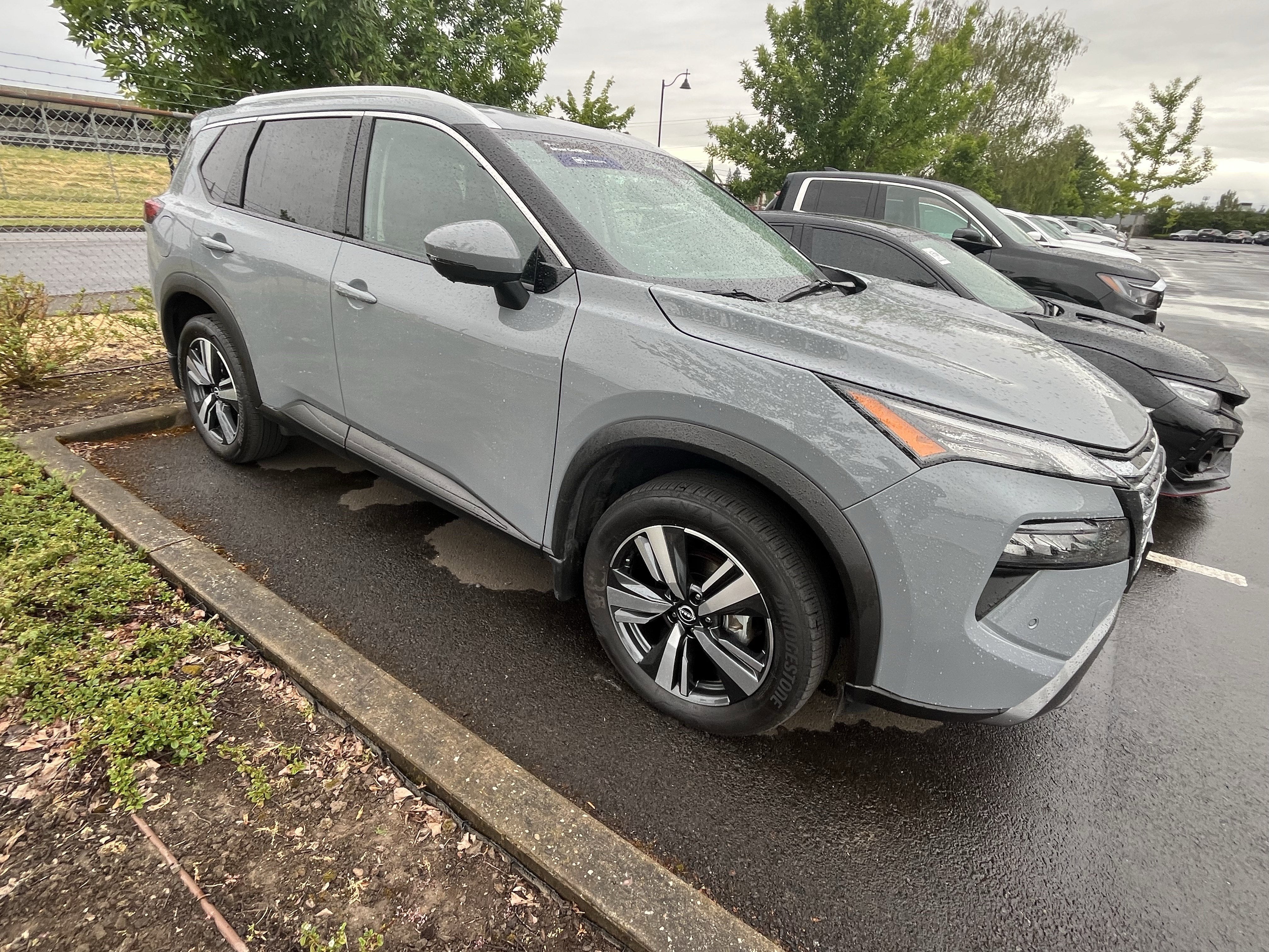 2025 Nissan Rogue SL