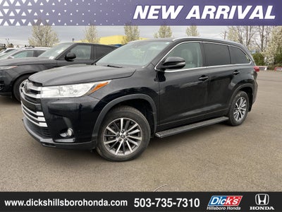 2018 Toyota Highlander SE