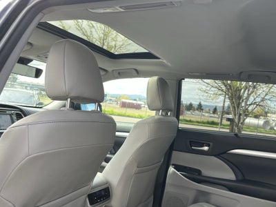 2018 Toyota Highlander SE