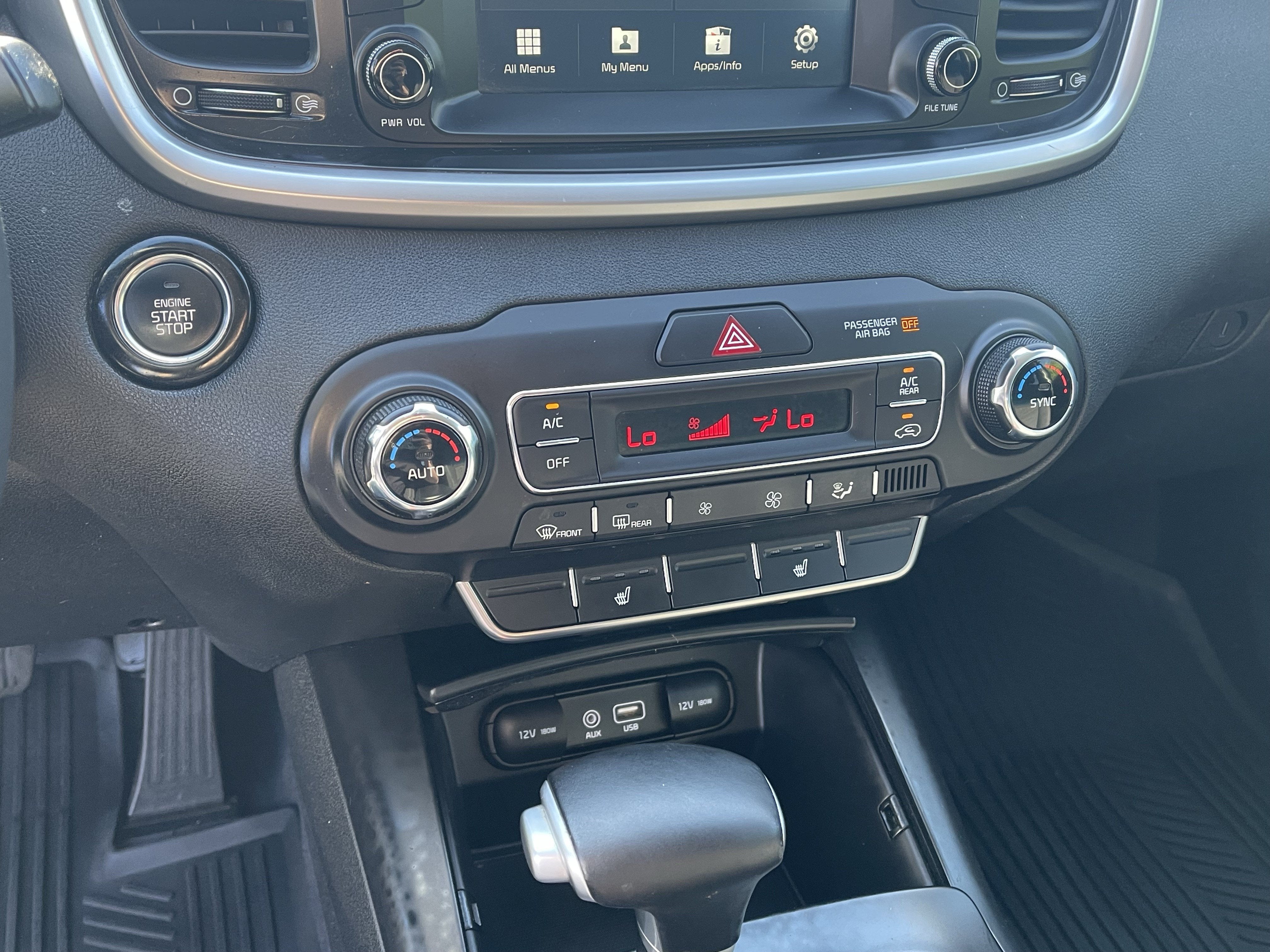 2020 Kia Sorento S V6