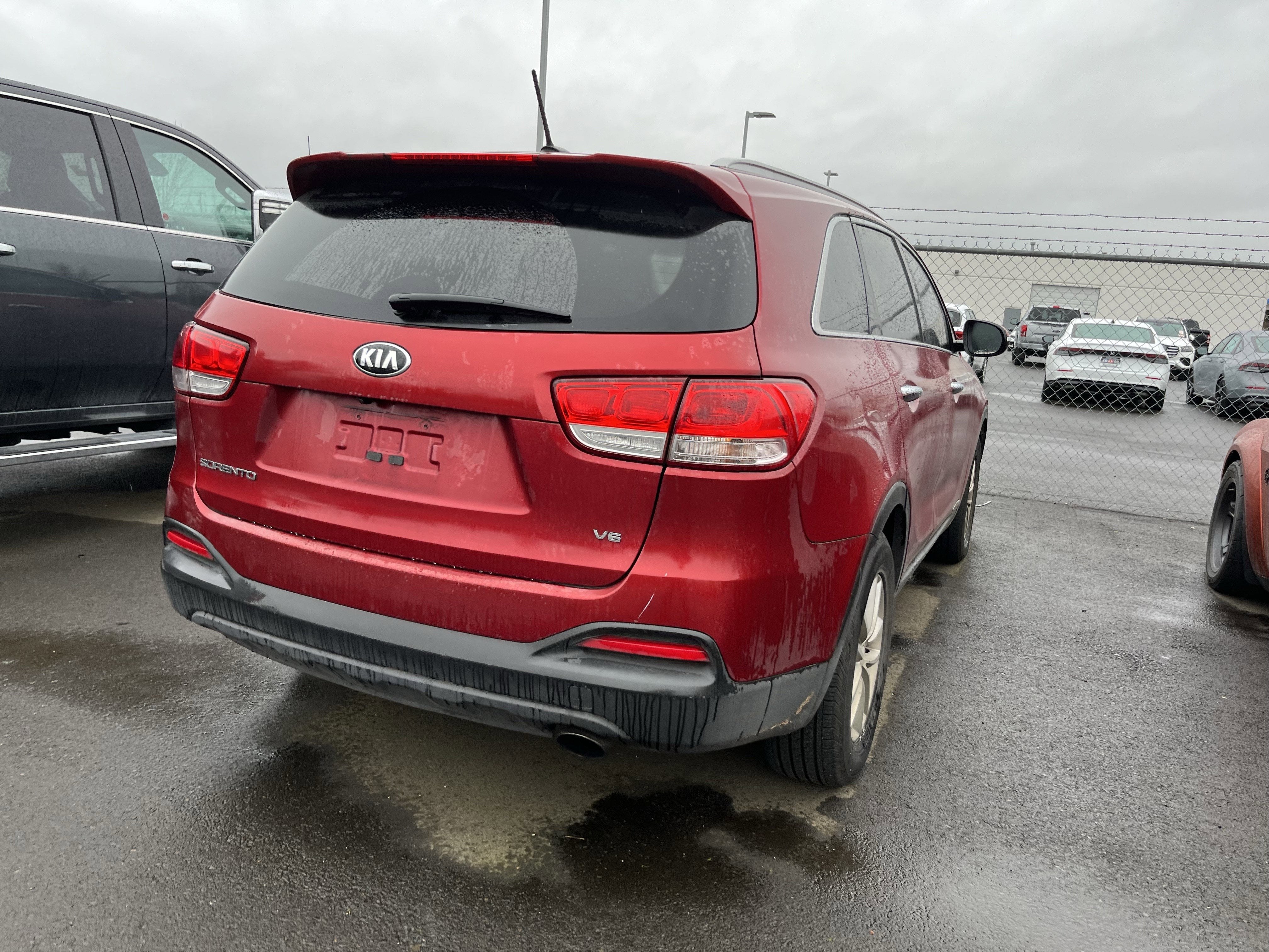 2016 Kia Sorento LX