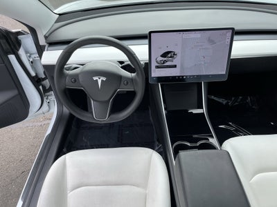 2019 Tesla Model 3 Mid Range