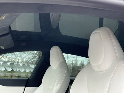 2022 Tesla Model S Base