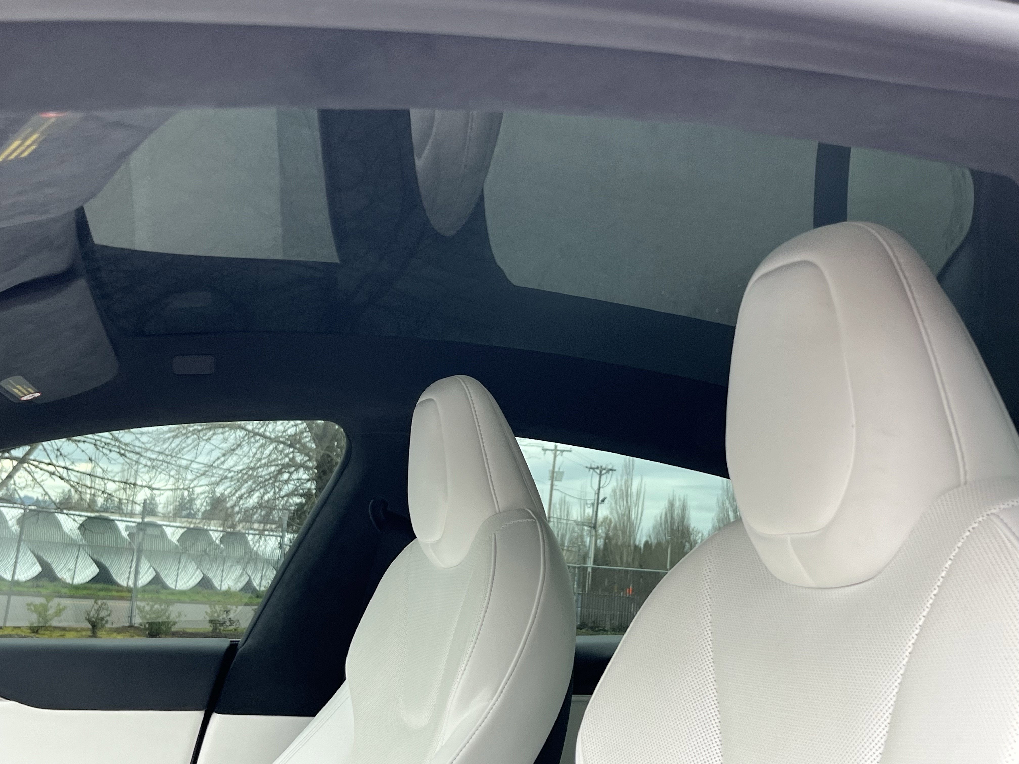 2022 Tesla Model S Base