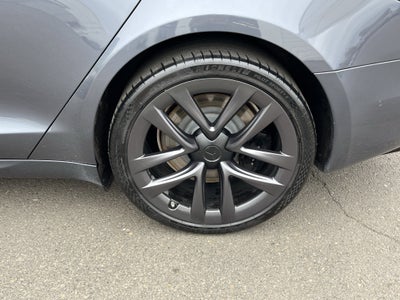 2022 Tesla Model S Base
